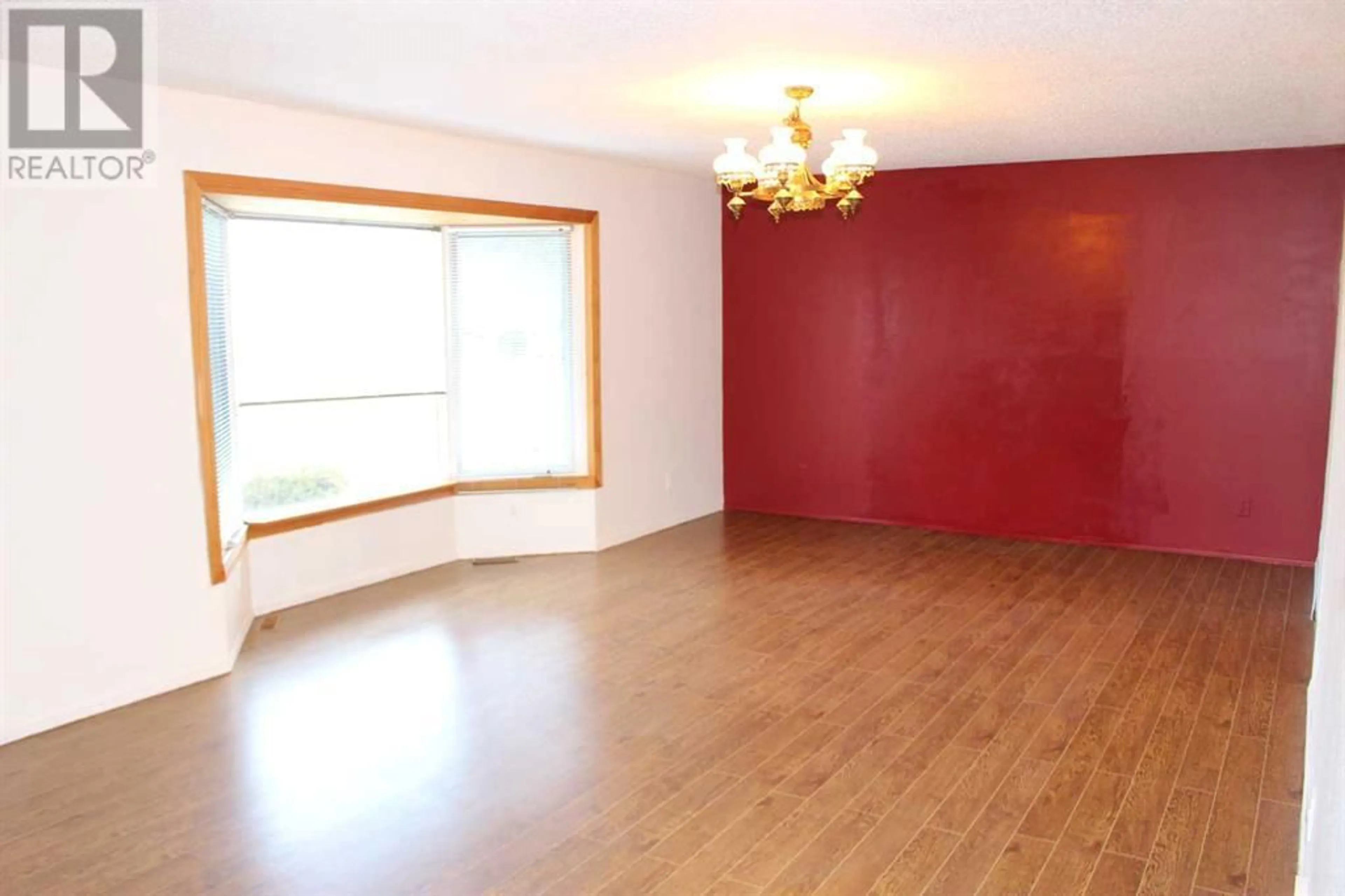 A pic of a room for 639 Maple Drive, Picture Butte Alberta T0K1V0