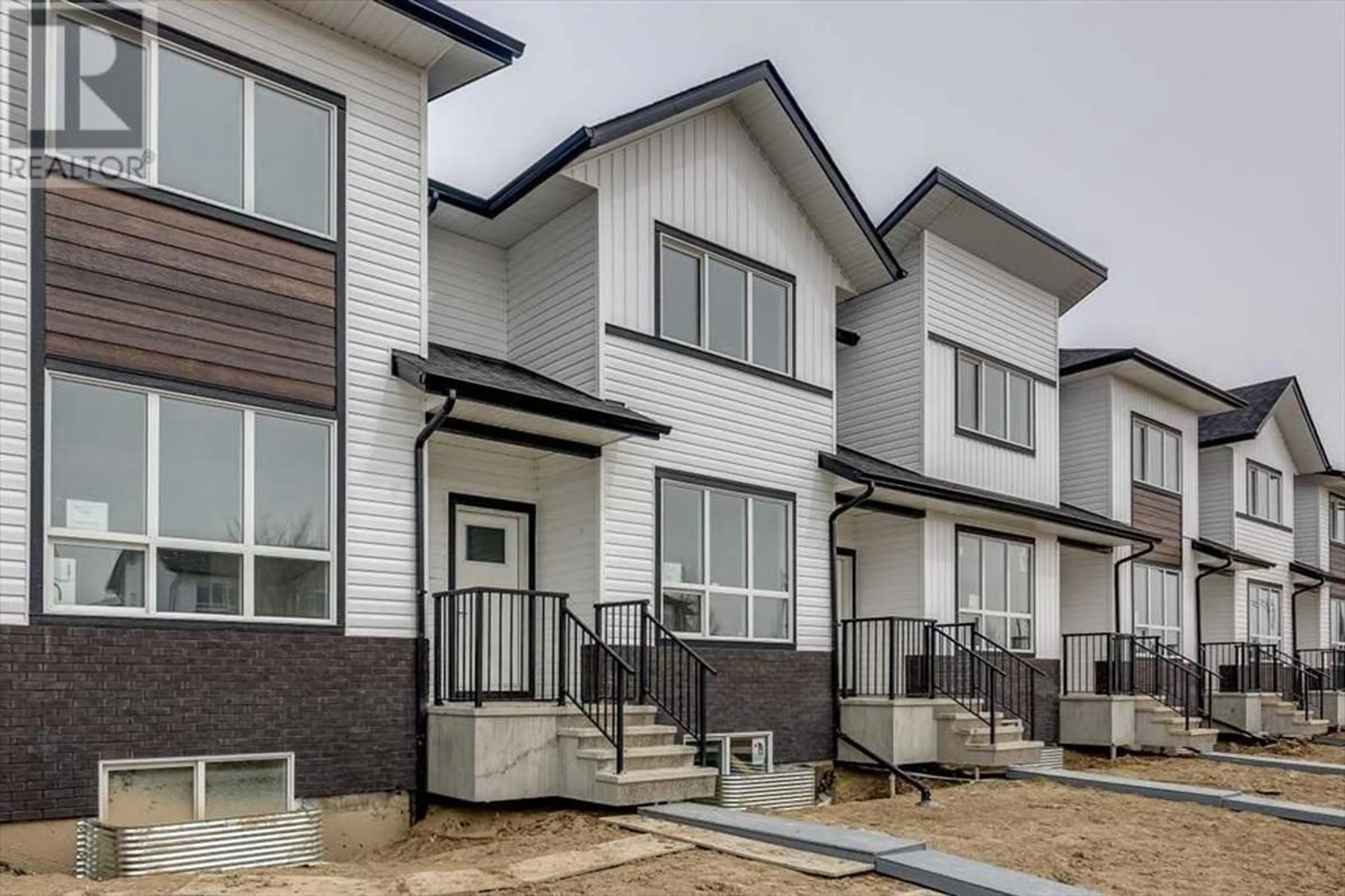 A pic from exterior of the house or condo for 10 B Evergreen Way, Red Deer Alberta T4P3H1