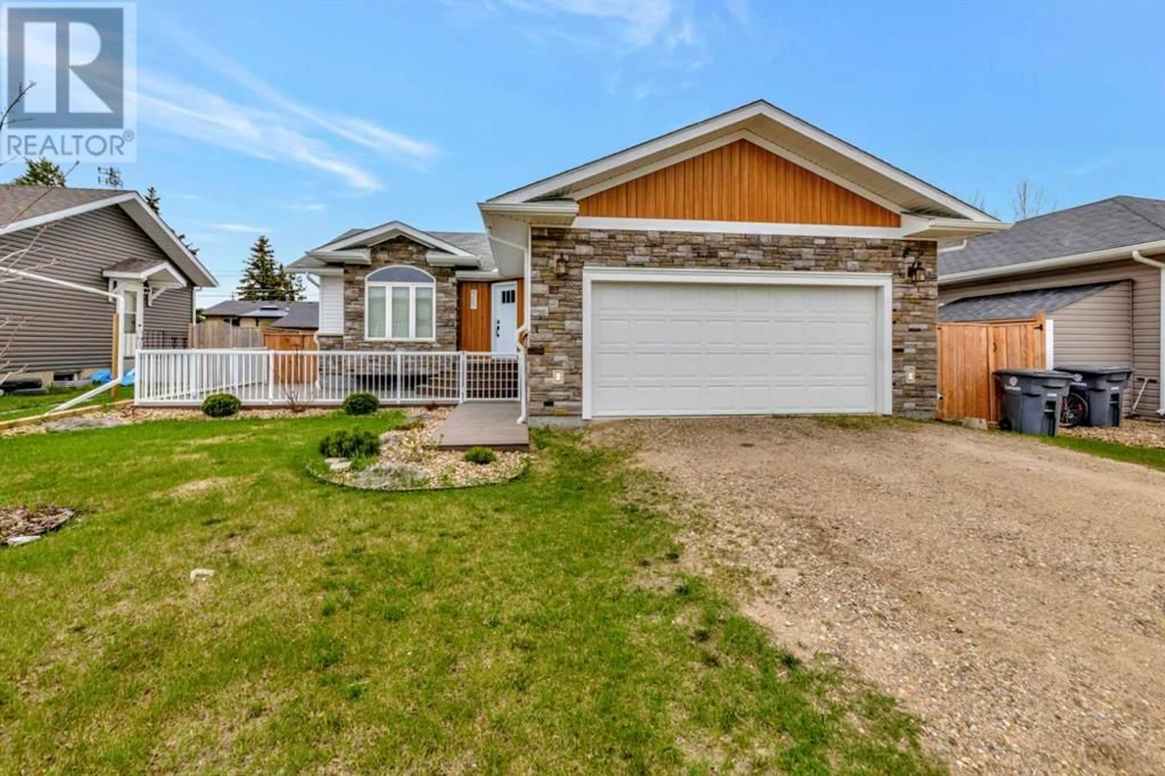 Frontside or backside of a home for 505 Pine Avenue, Maidstone Saskatchewan S0M1M0