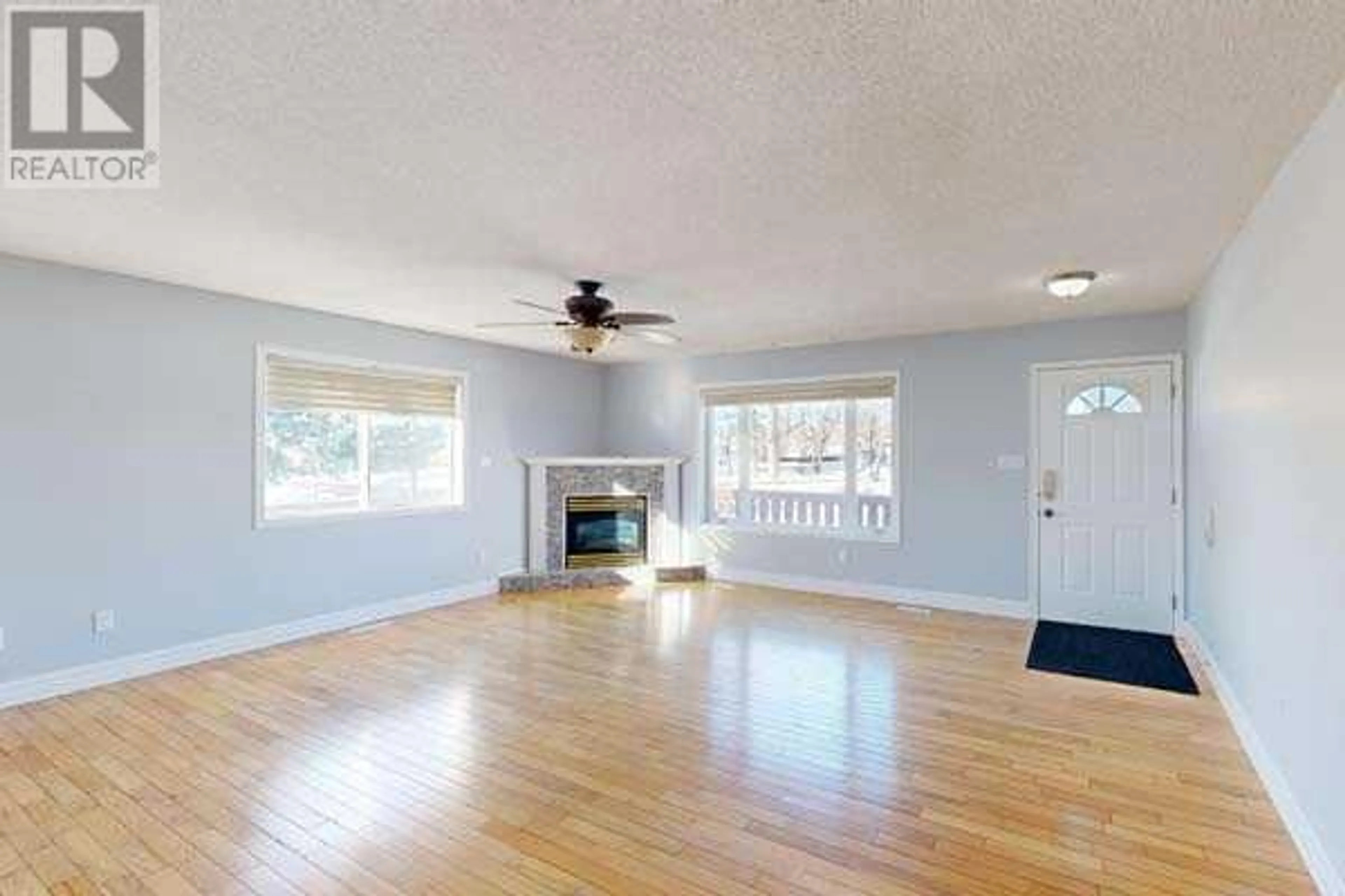 A pic of a room for 221 49 Avenue W, Claresholm Alberta T0L0T0
