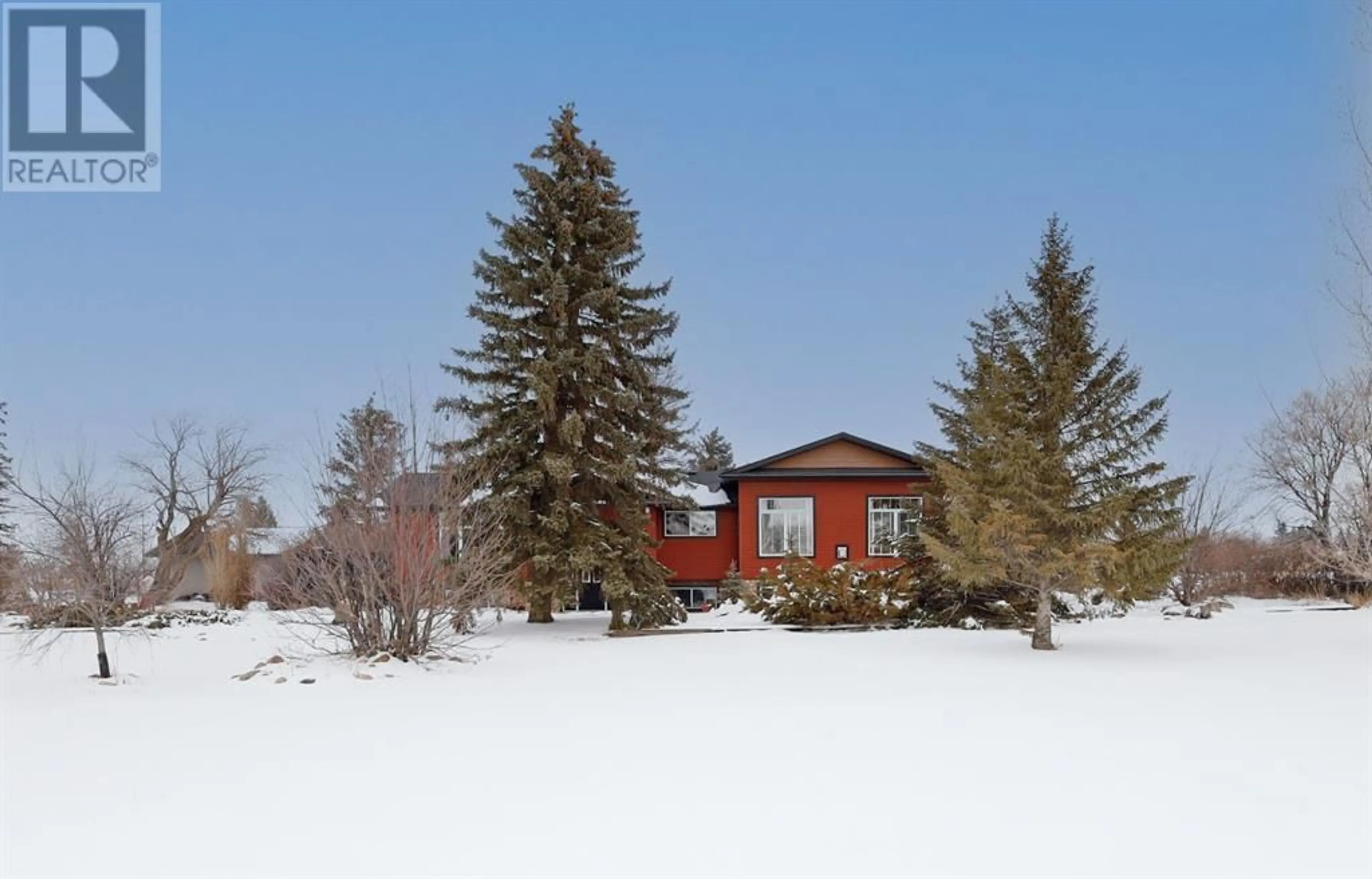 Outside view for 302 1 Avenue, Rolling Hills Alberta T0J0S0