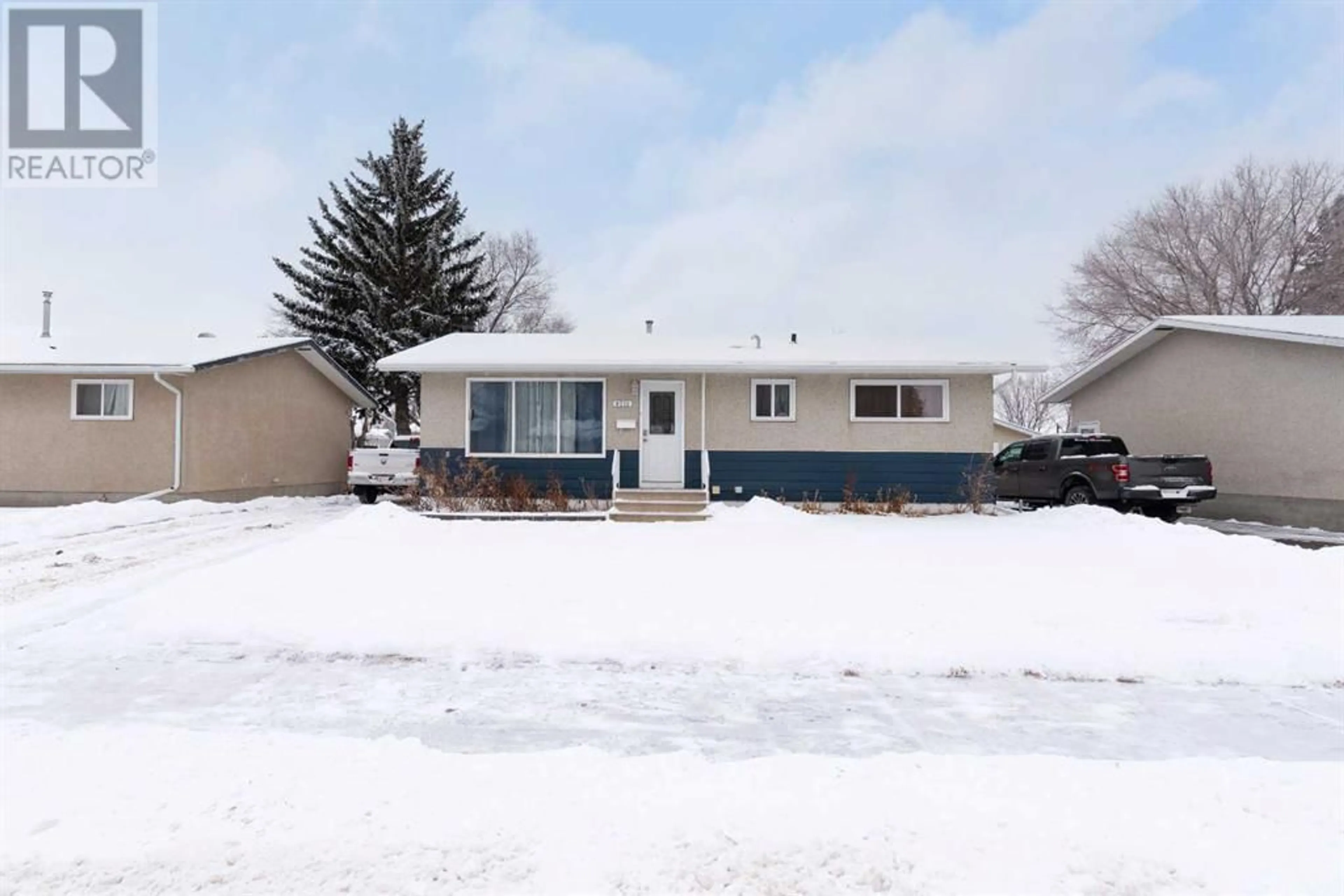 Frontside or backside of a home for 4715 36 Street, Lloydminster Saskatchewan S9V0A1