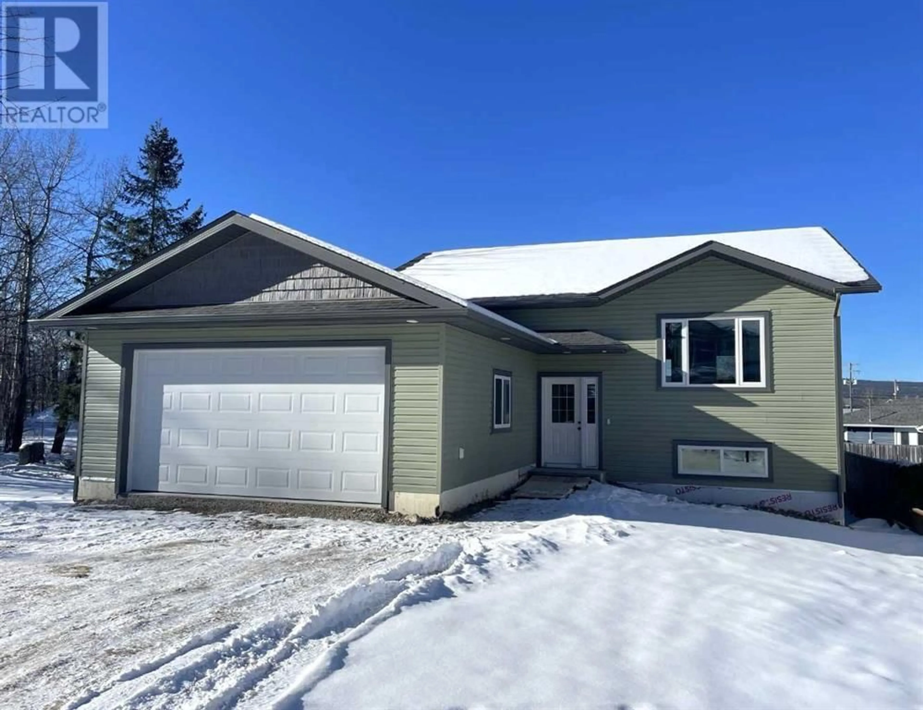Home with vinyl exterior material for 105 Kipin LANE, Hinton Alberta T7V1M5