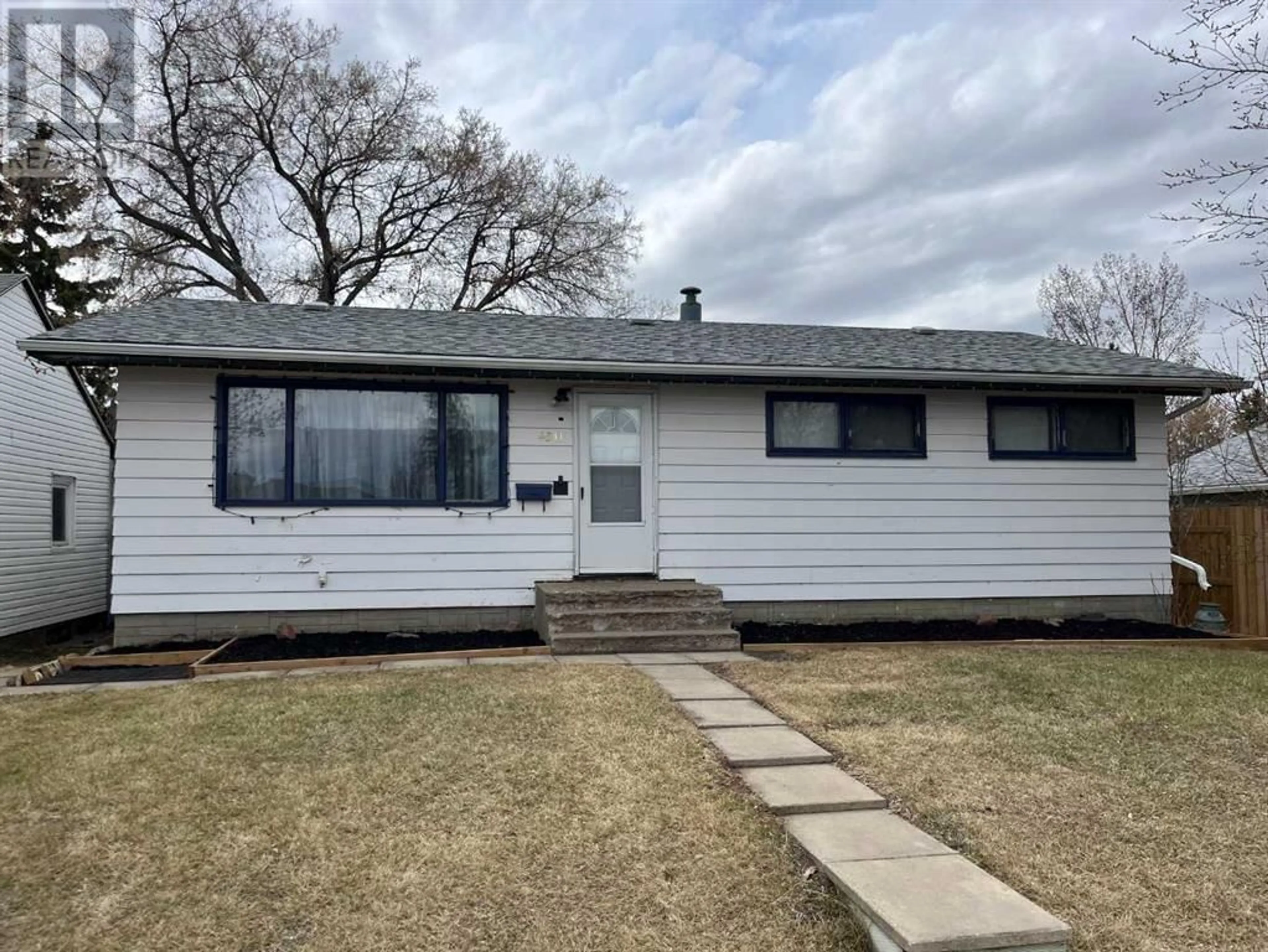 Frontside or backside of a home for 4511 47 Street, Lloydminster Saskatchewan S9V0J8