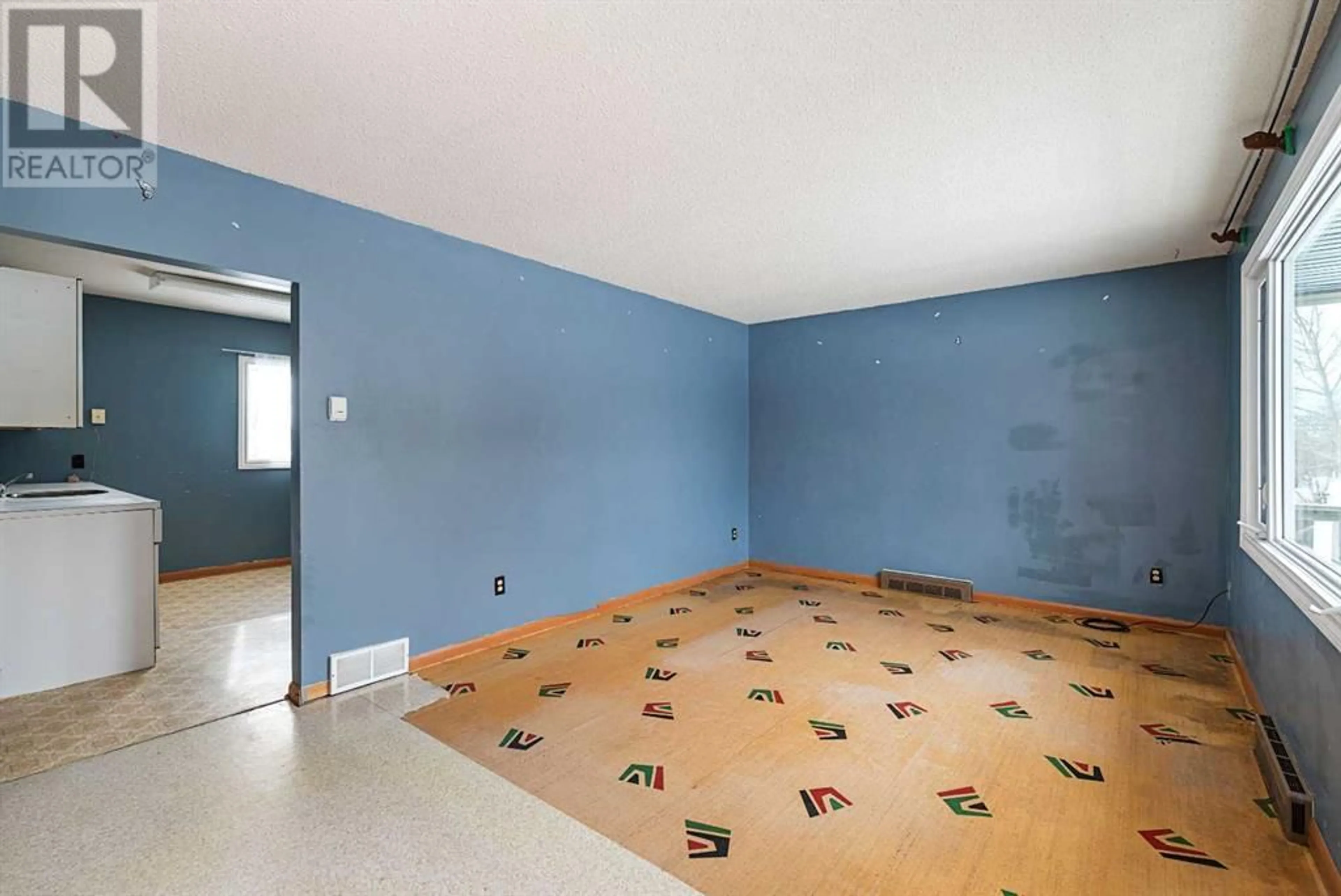 A pic of a room for 205 1 Avenue W, Marsden Saskatchewan S0M1P0