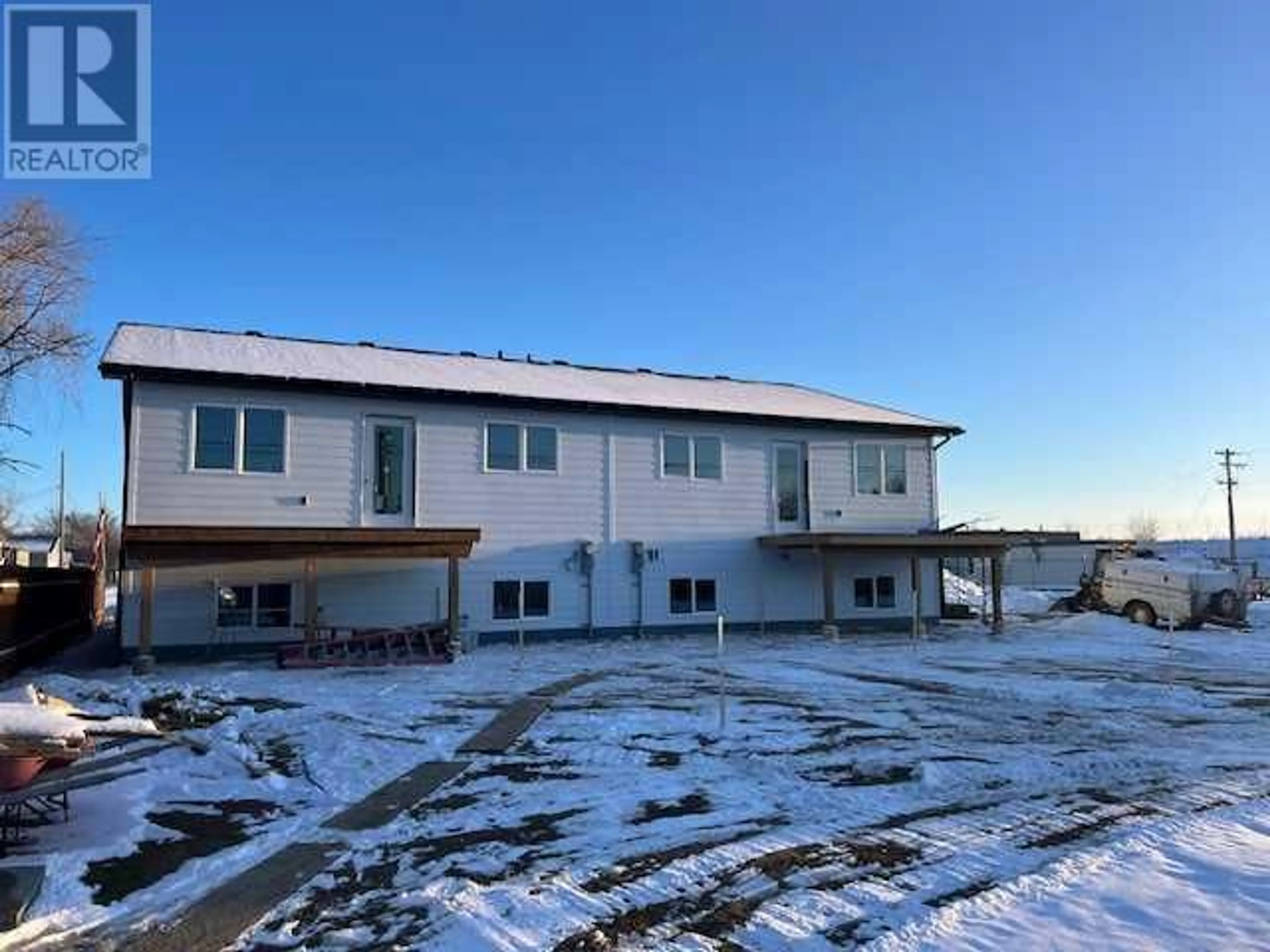 A pic from exterior of the house or condo for 5105 40 Avenue, Taber Alberta T1G1B7