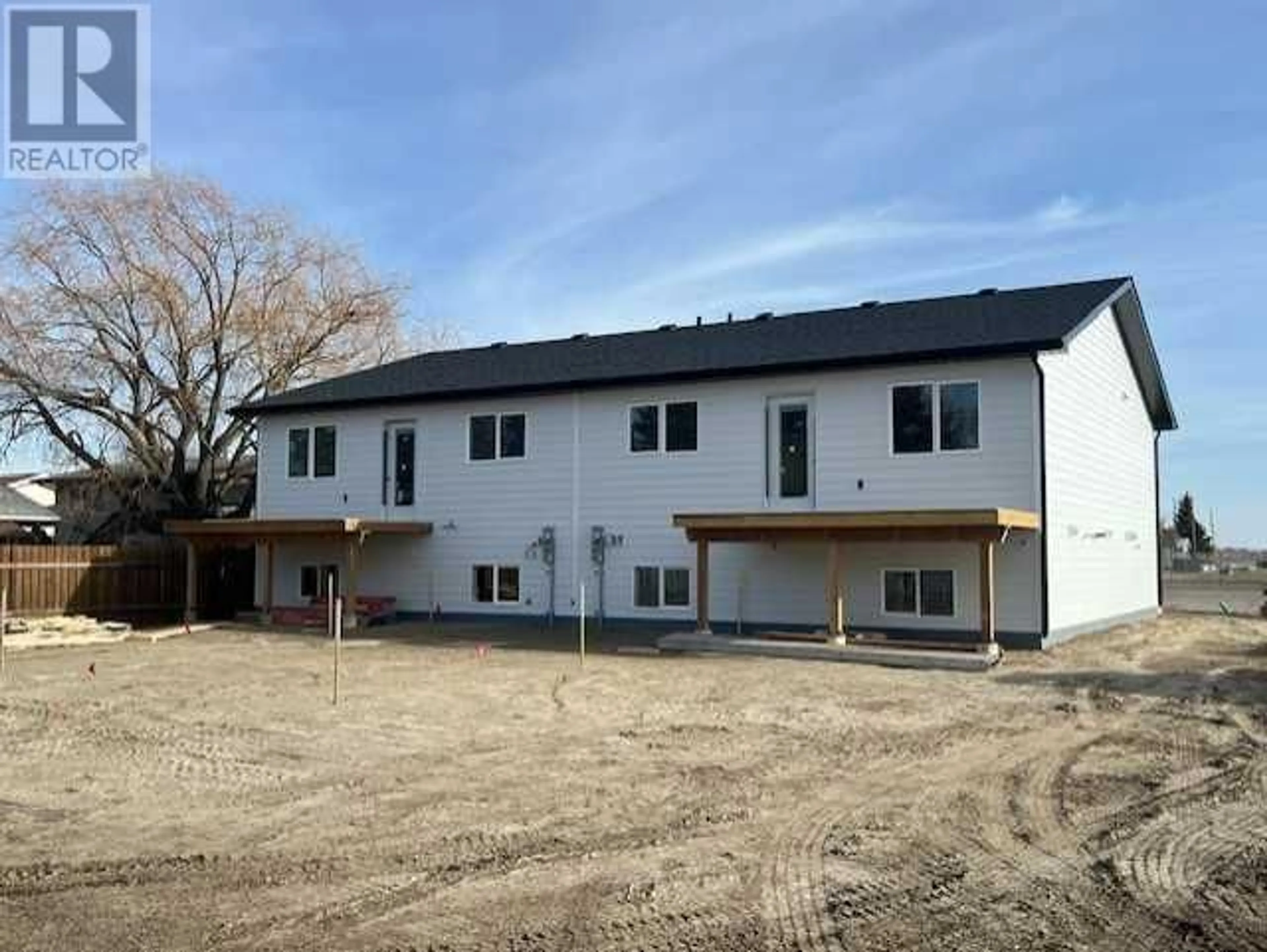 Frontside or backside of a home for 5107 40 Avenue, Taber Alberta T1G1B7