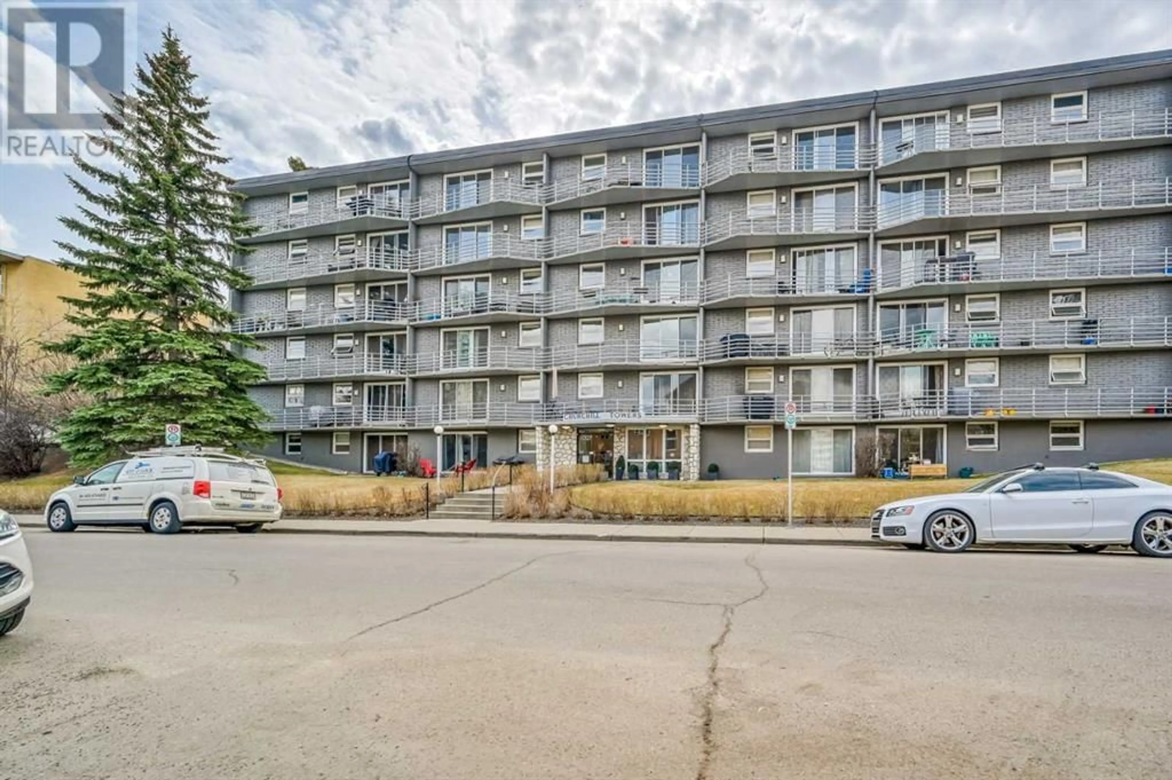A pic from exterior of the house or condo for 103 1027 Cameron Avenue SW, Calgary Alberta T2T0K3