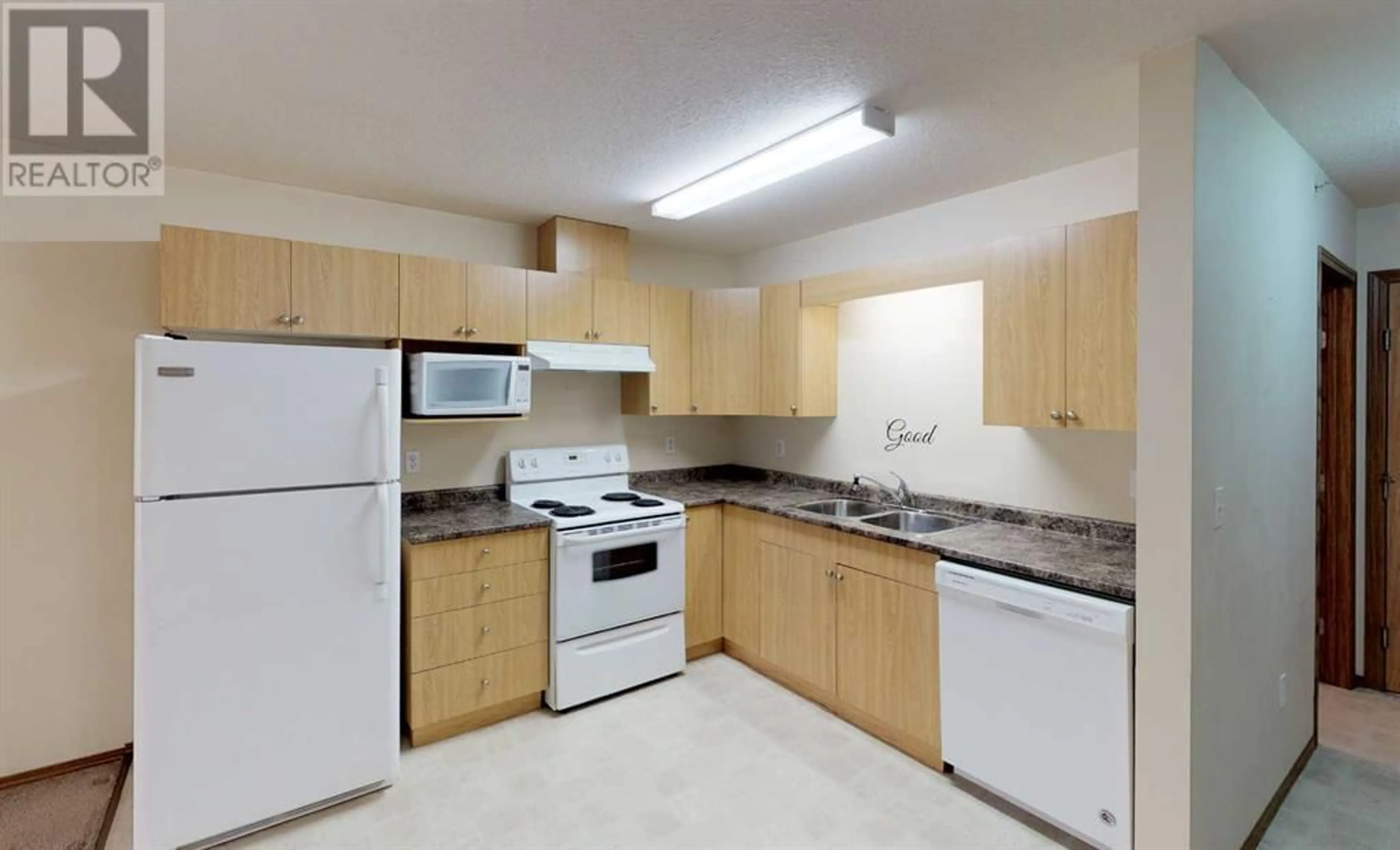 Standard kitchen for 400 12015 Royal Oaks Drive, Grande Prairie Alberta T8V2K8
