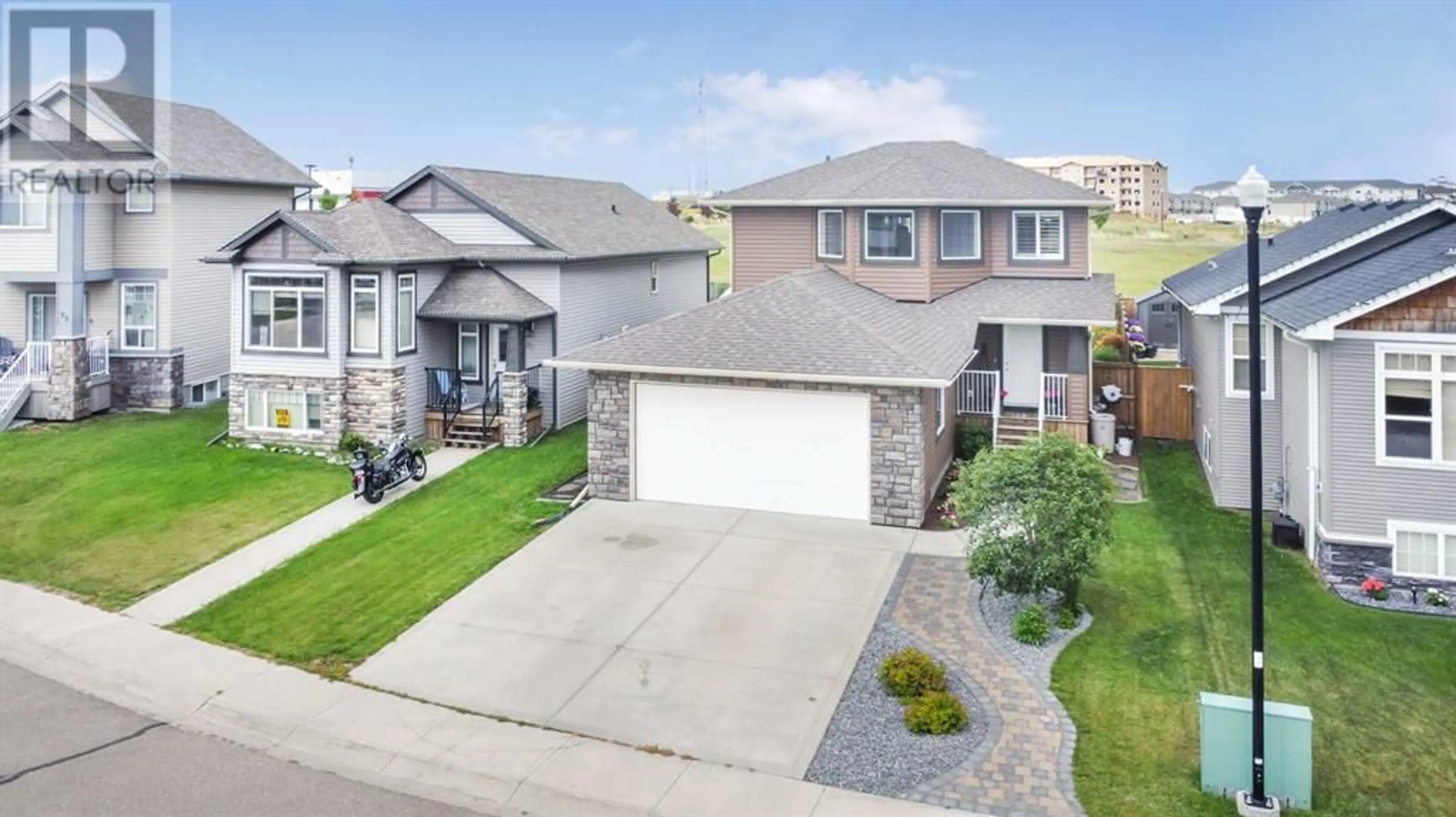 Frontside or backside of a home for 71 Bowman Circle, Sylvan Lake Alberta T4S0H9
