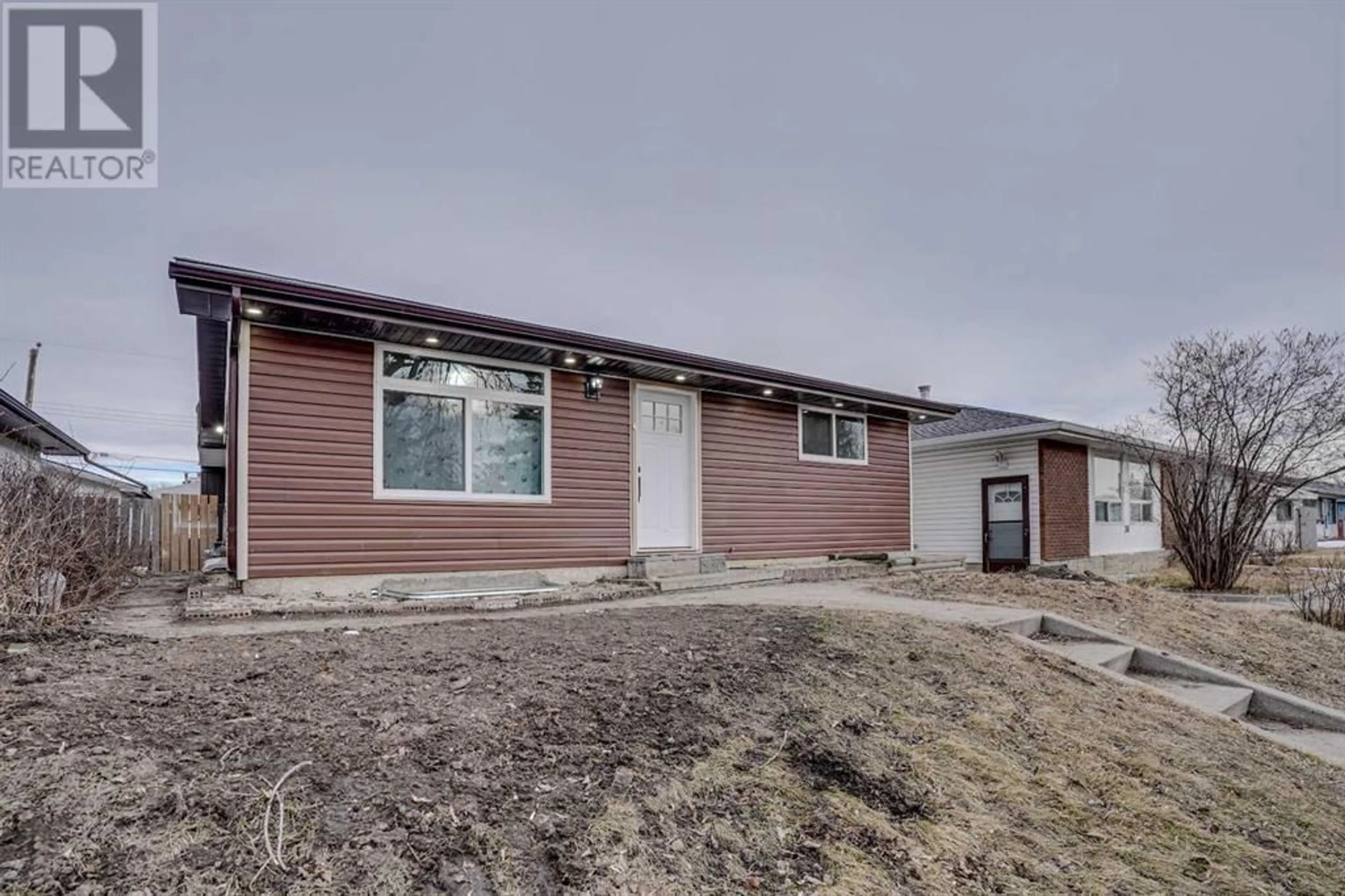Frontside or backside of a home for 26 Dovercliffe Close SE, Calgary Alberta T2B1W3