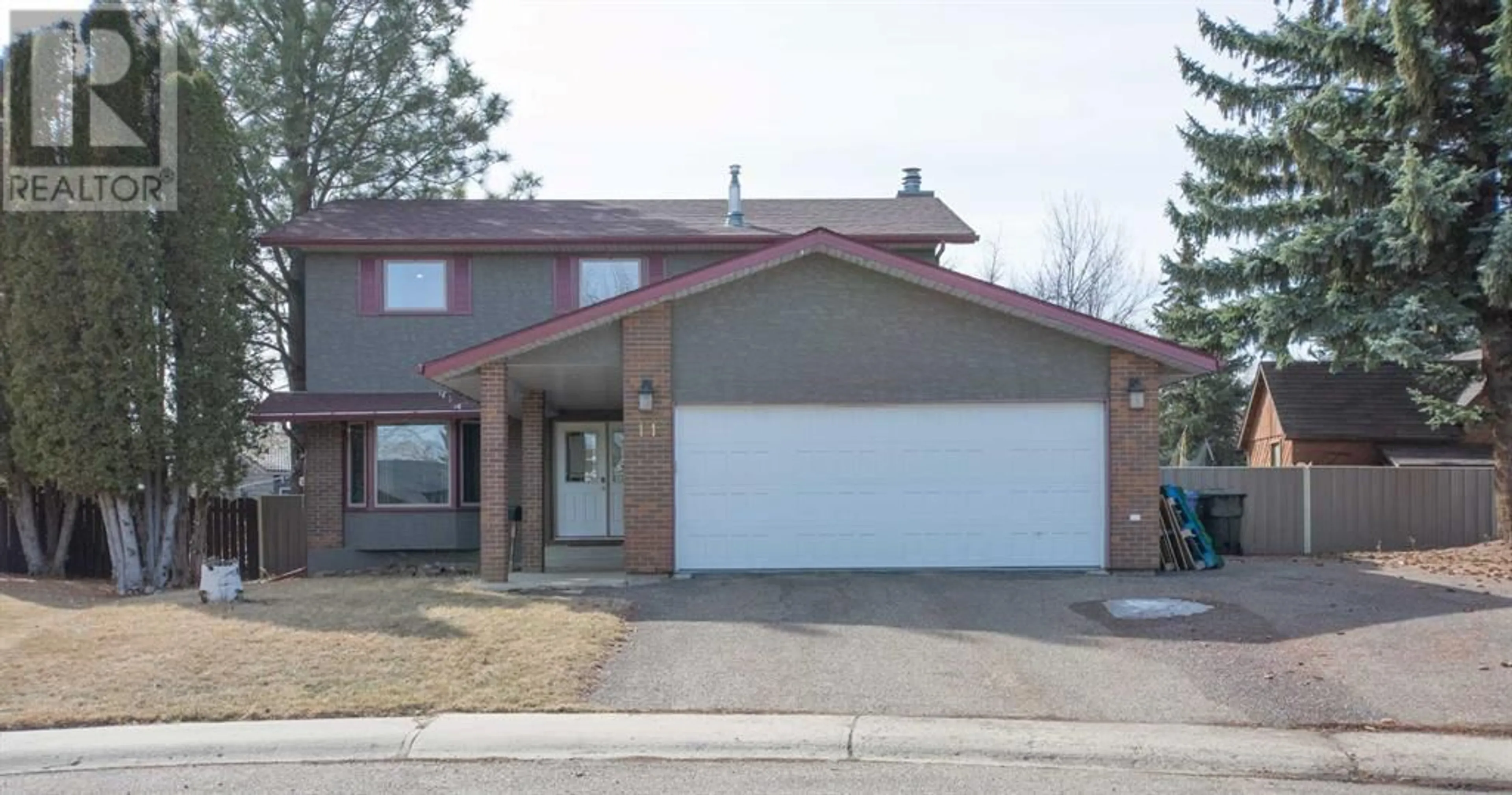 A pic from exterior of the house or condo for 11 Ross Heights Place SE, Medicine Hat Alberta T1B2E5