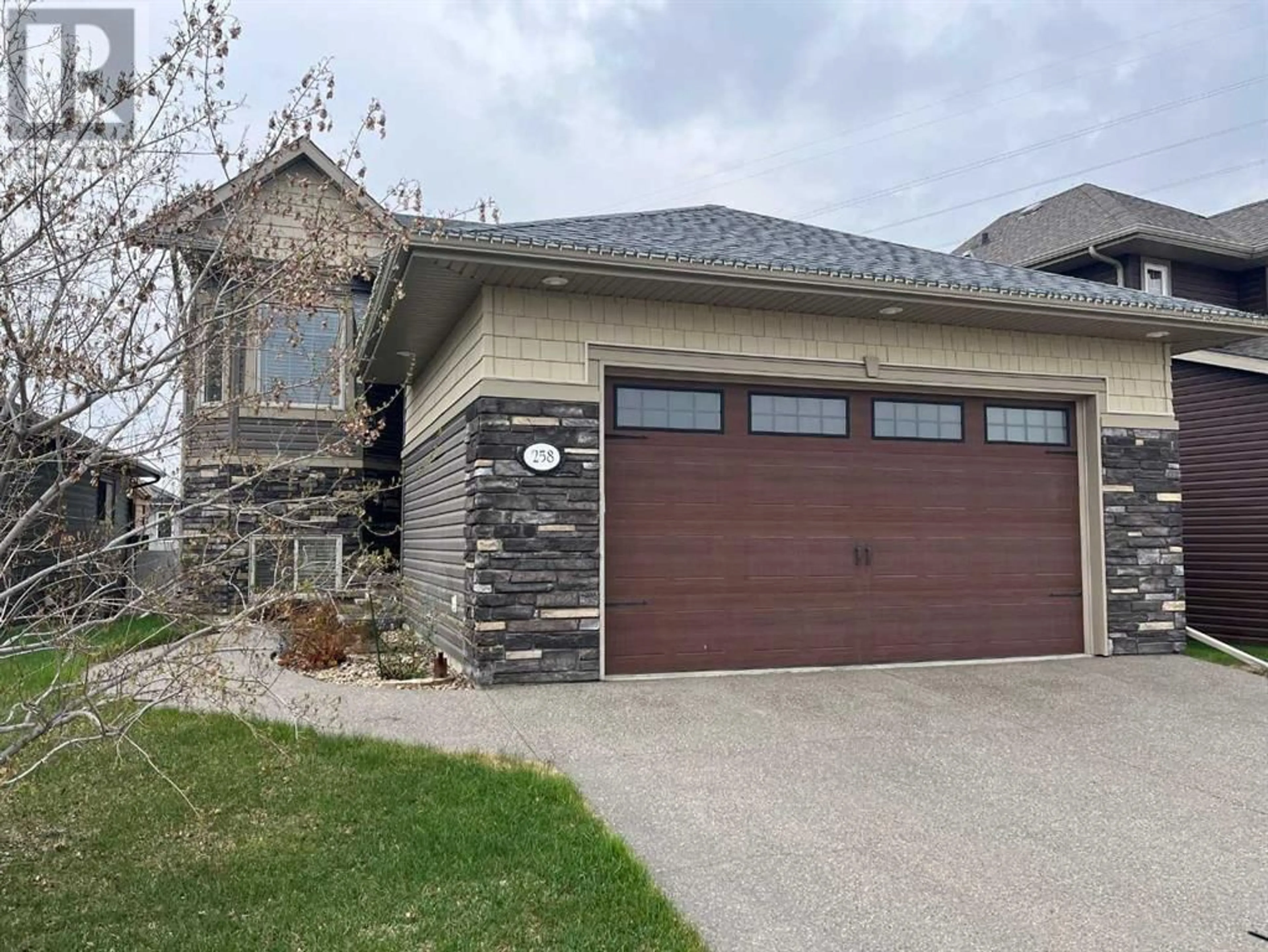 Frontside or backside of a home for 258 Viscount Drive, Red Deer Alberta T4R0M7
