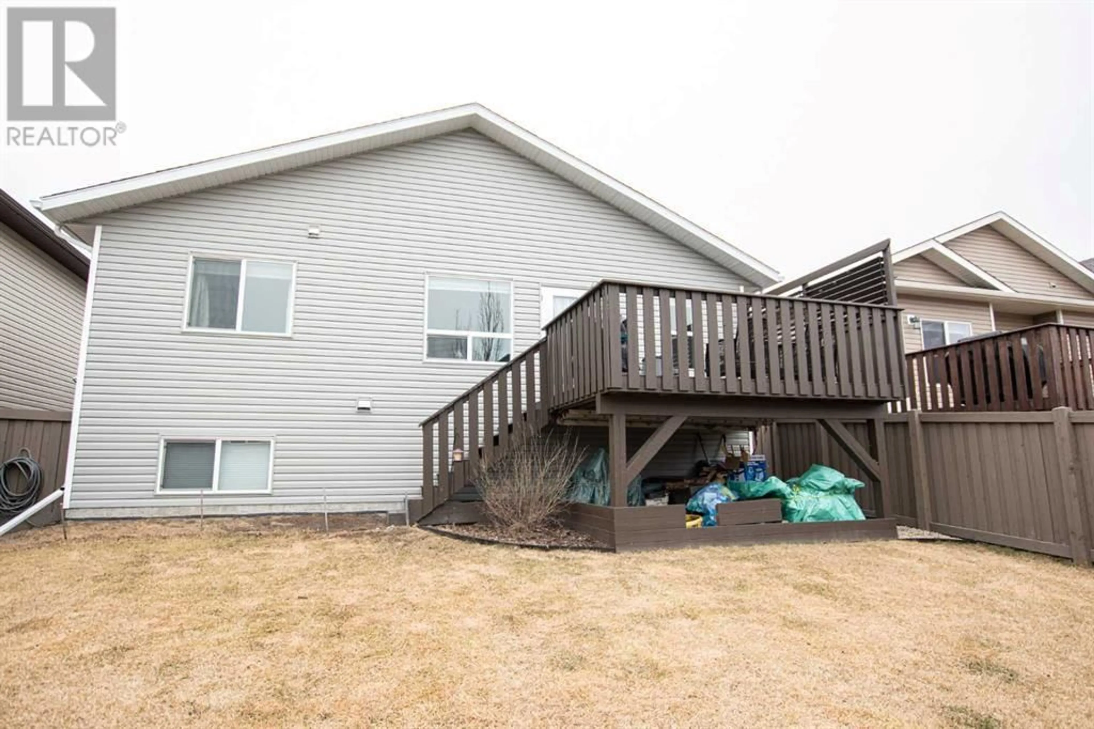 Frontside or backside of a home for 8522 70A Avenue, Grande Prairie Alberta T8X0M4