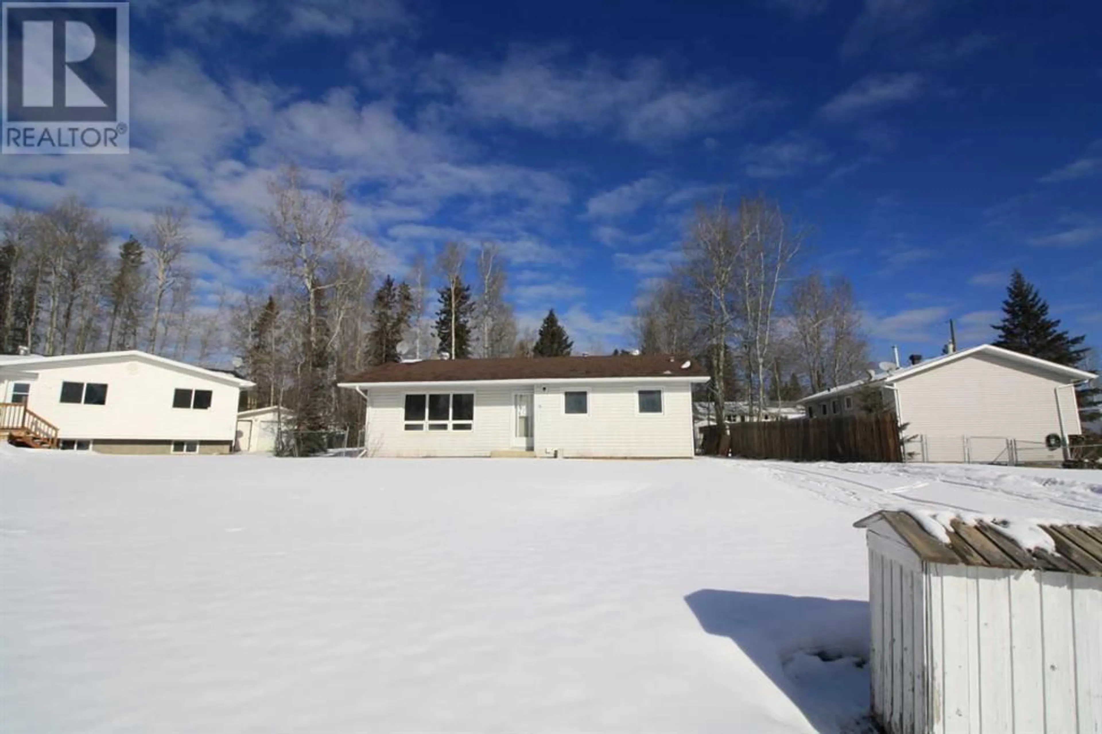 Frontside or backside of a home for 16 Discovery Crescent, Rainbow Lake Alberta T0H2Y0