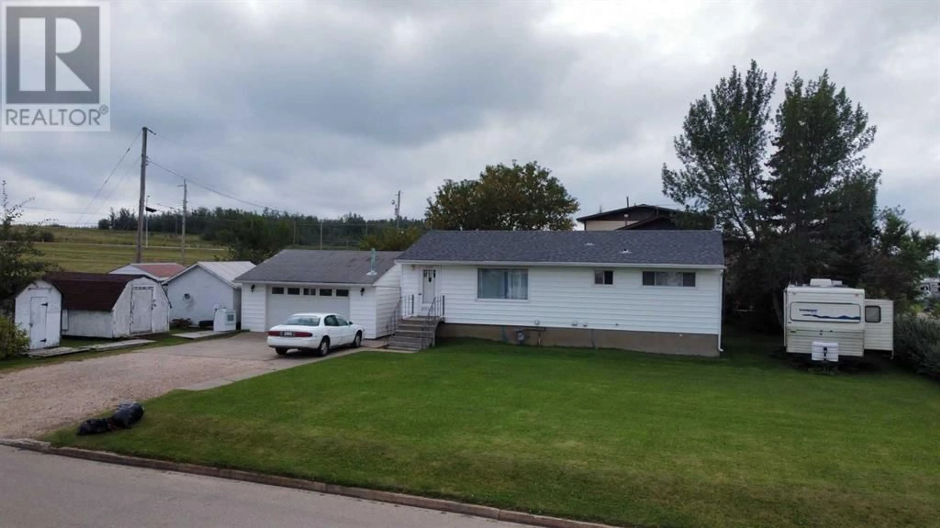 Frontside or backside of a home for 4426 51 Avenue, Valleyview Alberta T0H3N0
