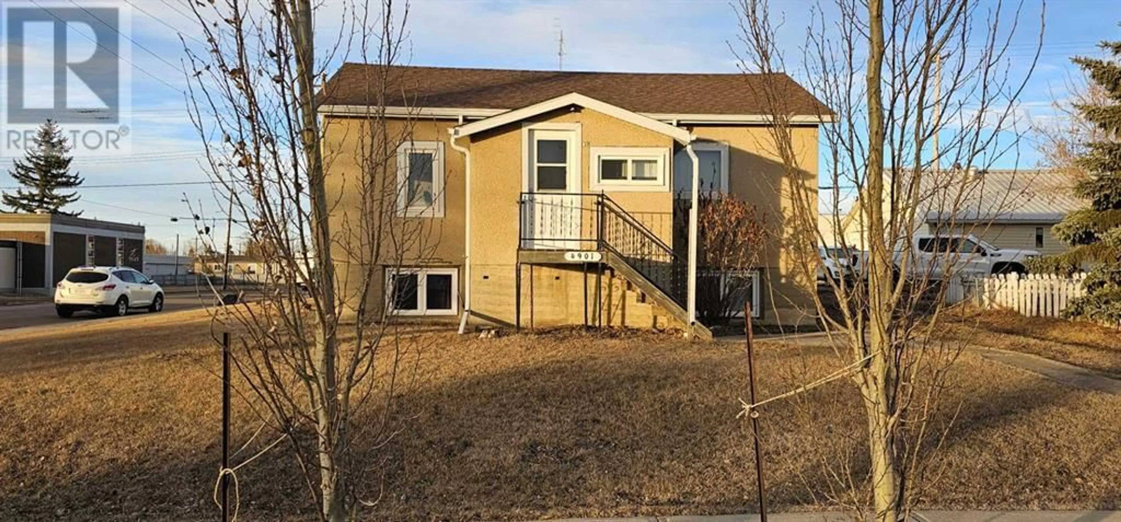 A pic from exterior of the house or condo for 4901 49 Avenue, Castor Alberta T0C0X0