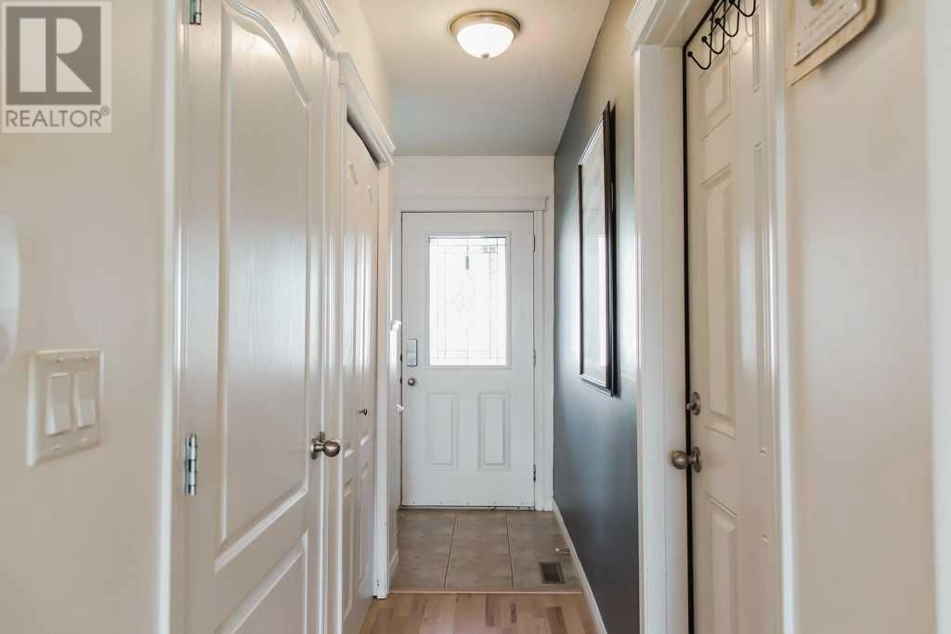 Indoor entryway for 7029 112 Street, Grande Prairie Alberta T8W0C8