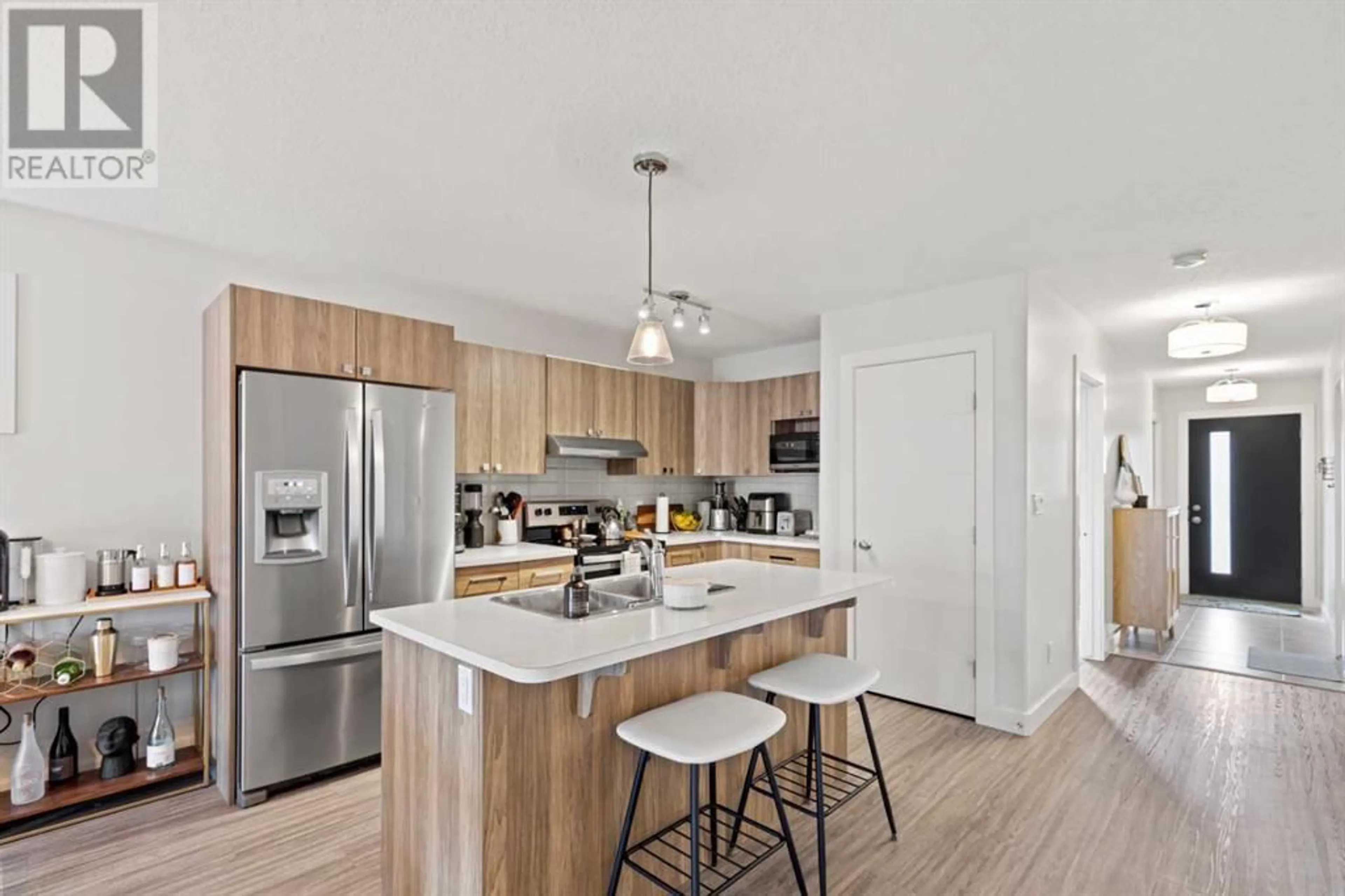 Standard kitchen for 12625 102A Street, Grande Prairie Alberta T8V4T7
