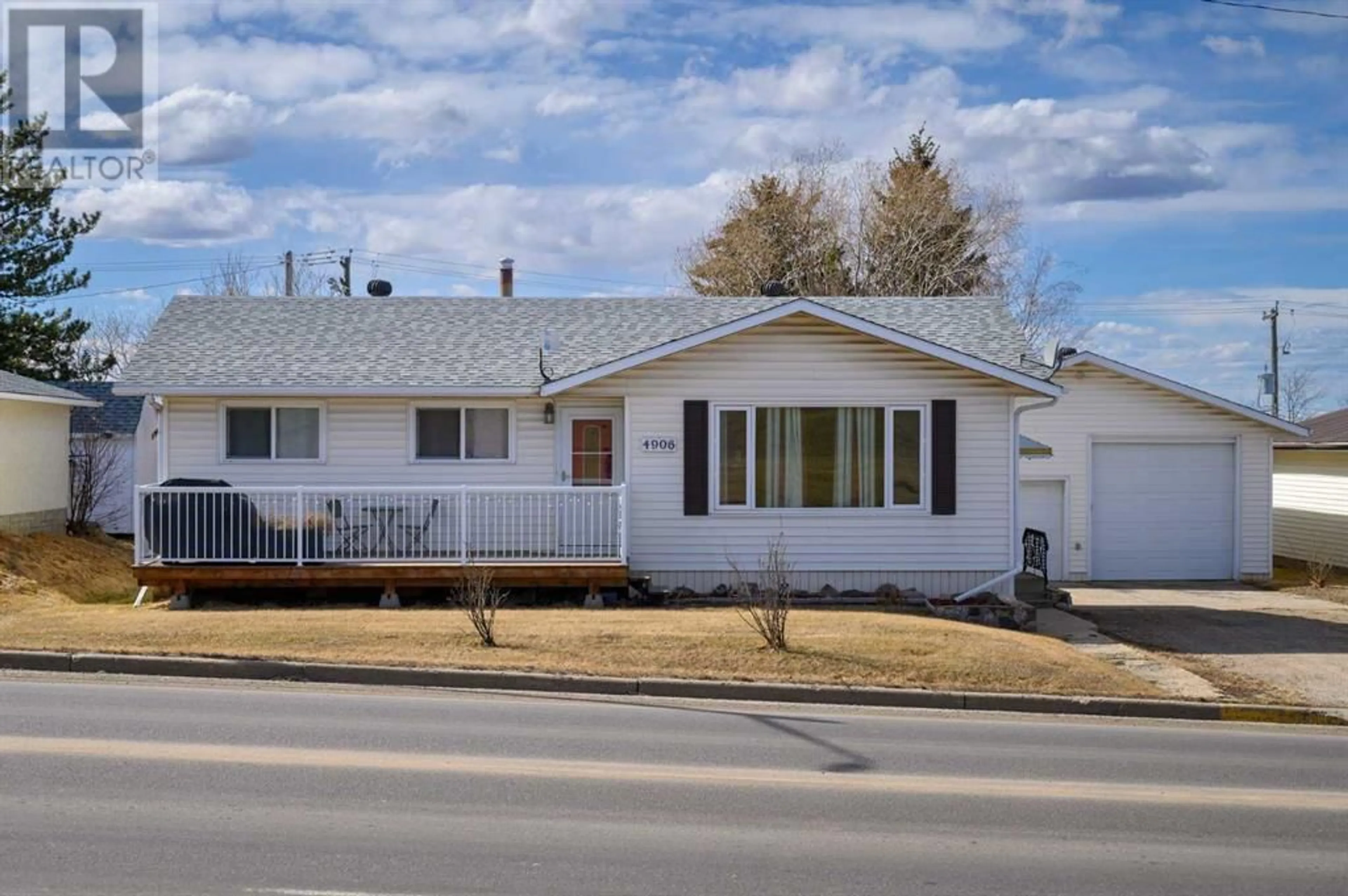 Frontside or backside of a home for 4906 Lakeview Road S, Boyle Alberta T0A0M0