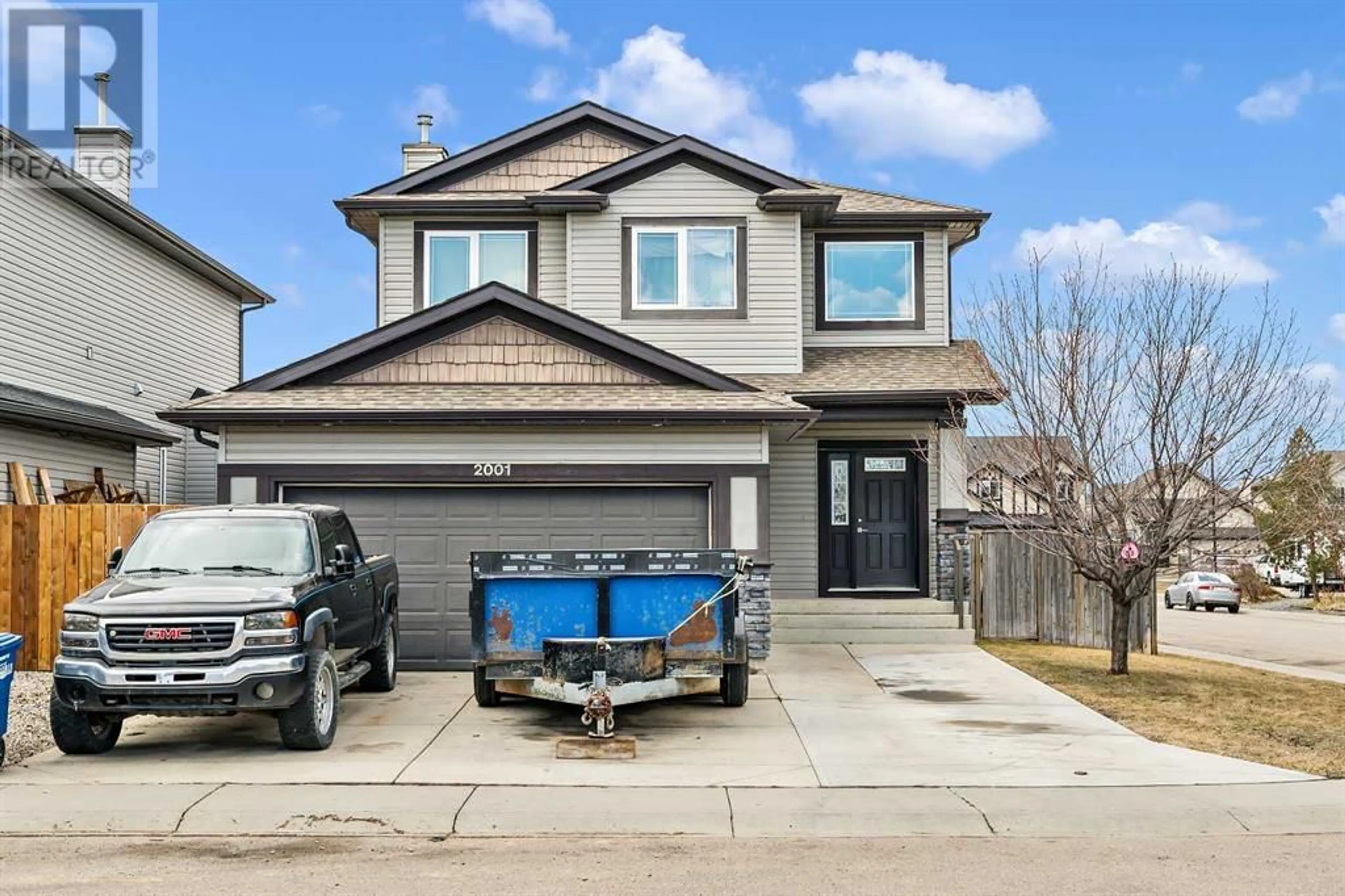Frontside or backside of a home for 2001 Luxstone Link SW, Airdrie Alberta T4B0A5