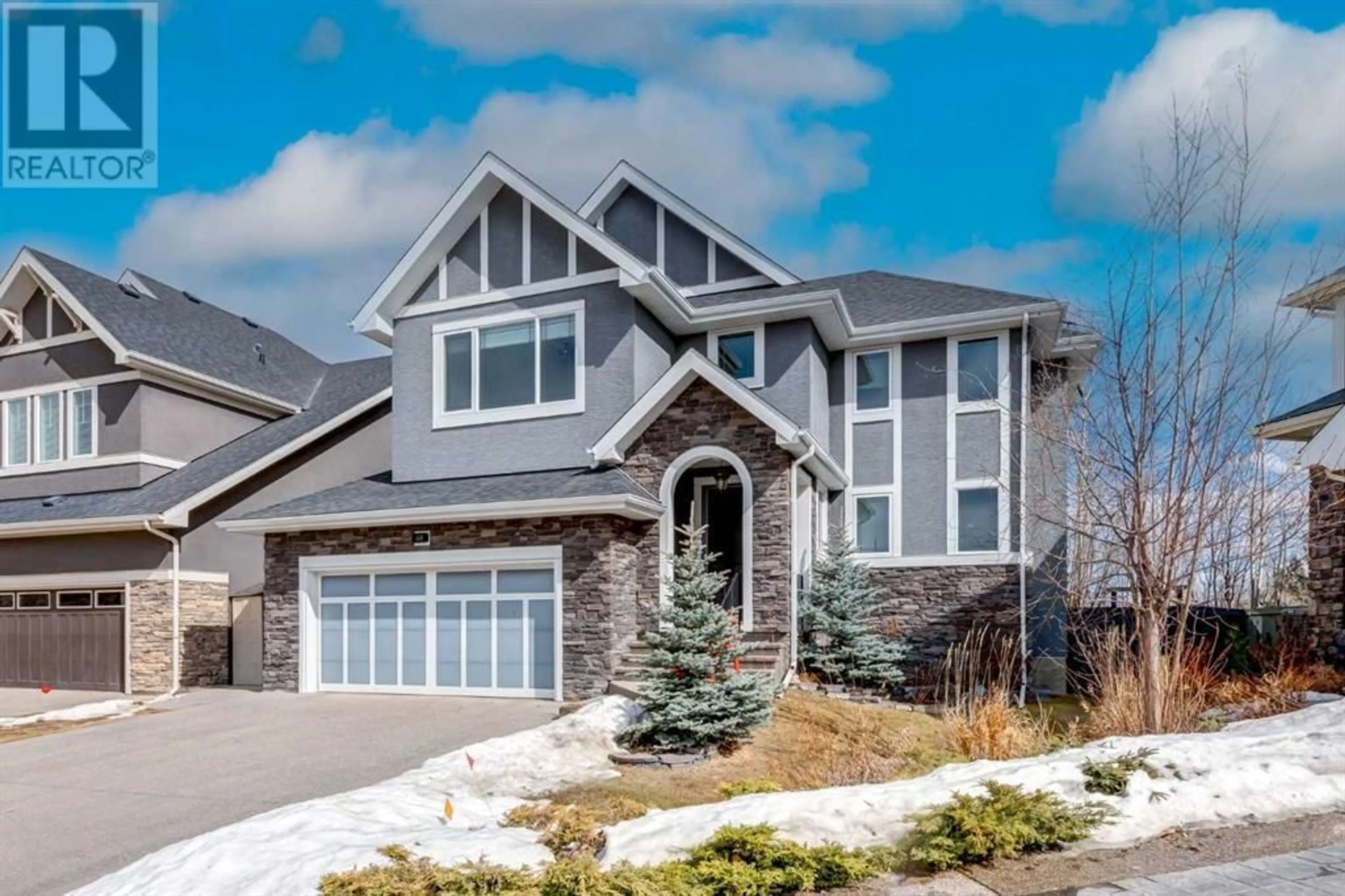 Frontside or backside of a home for 68 Westland Crescent SW, Calgary Alberta T3H0W1