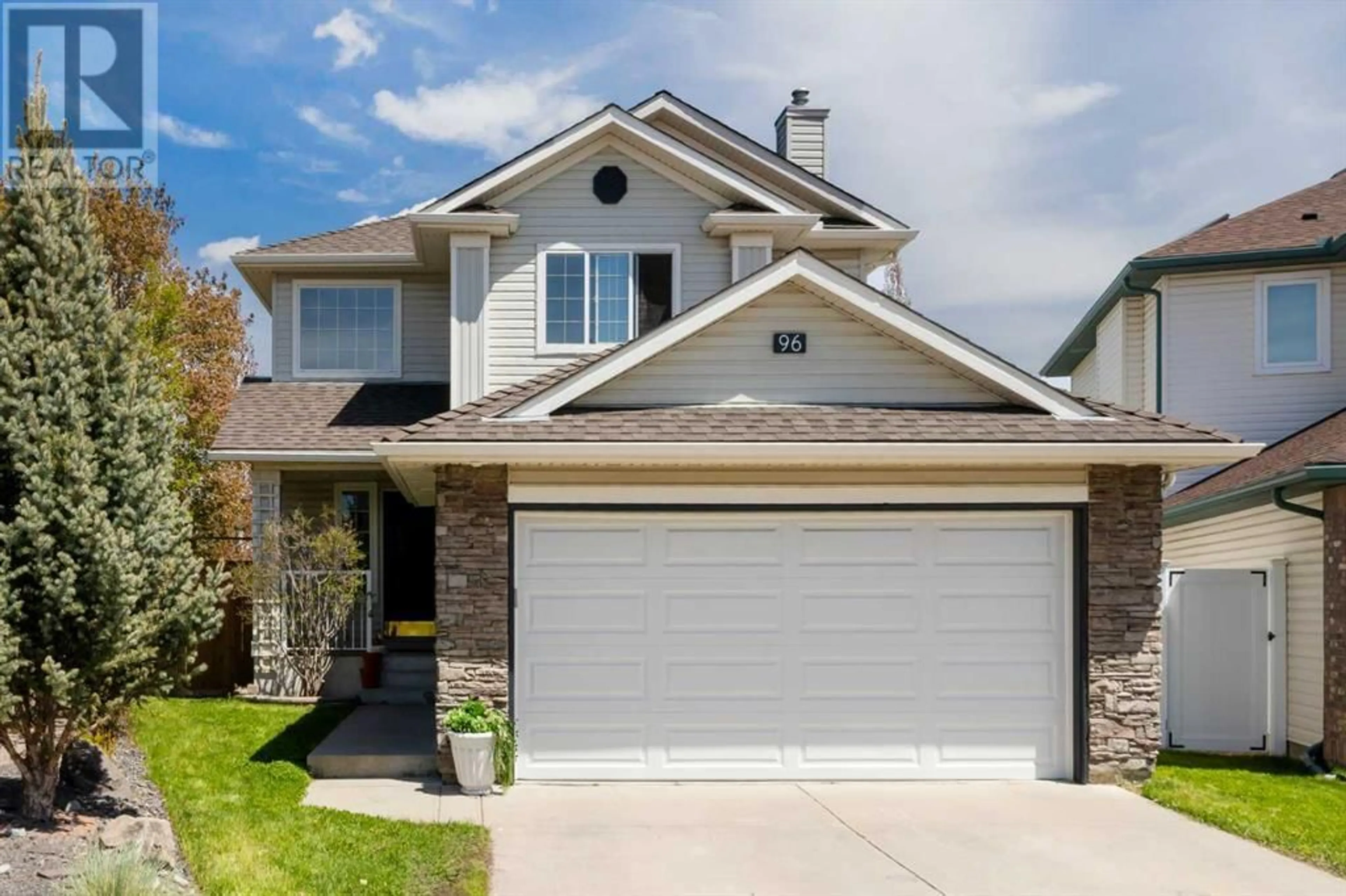Frontside or backside of a home for 96 Tuscany Hills Circle NW, Calgary Alberta T3L2E5