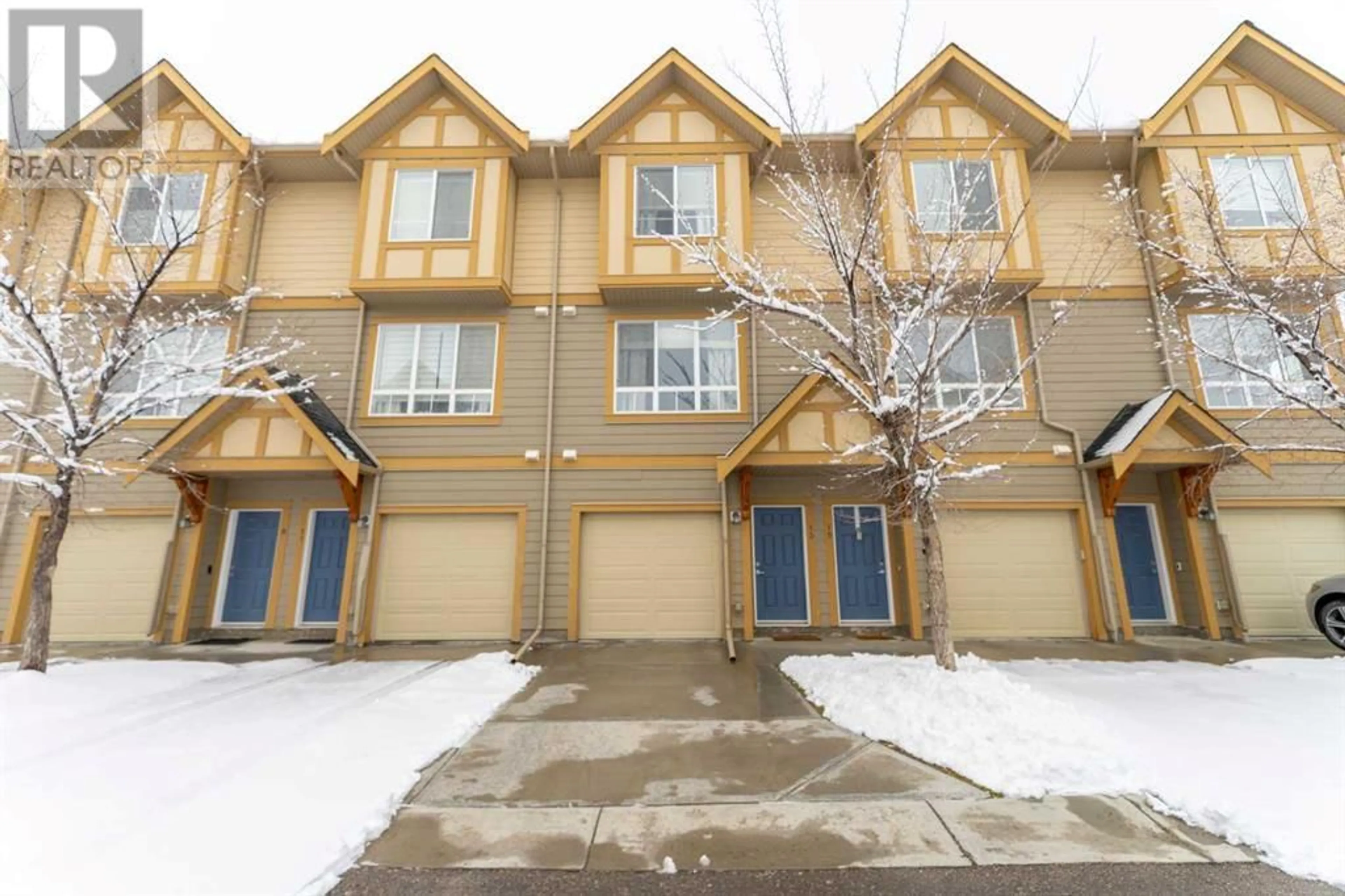 A pic from exterior of the house or condo for 13 Sherwood LANE NW, Calgary Alberta T3R0P1