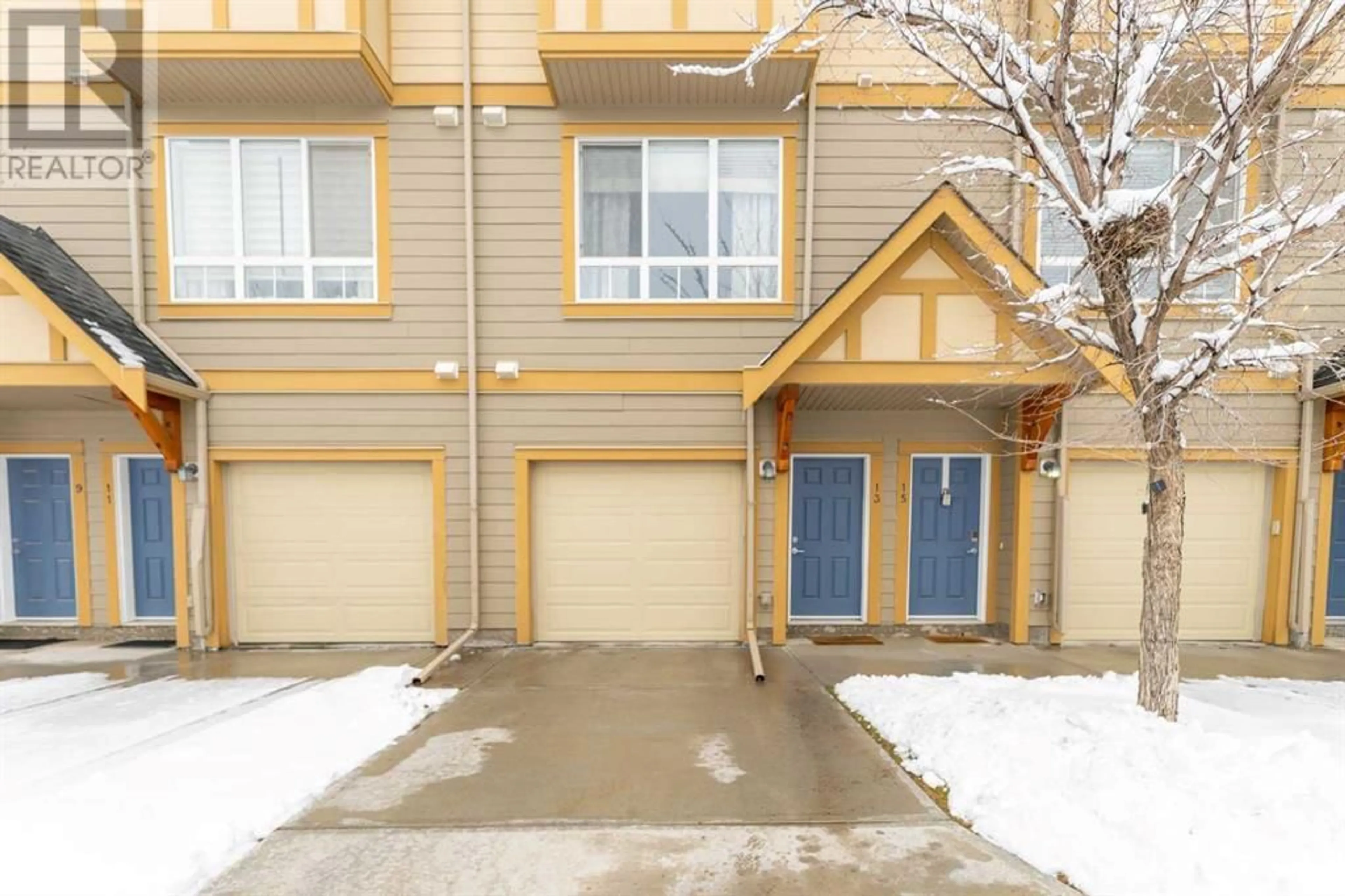 A pic from exterior of the house or condo for 13 Sherwood LANE NW, Calgary Alberta T3R0P1