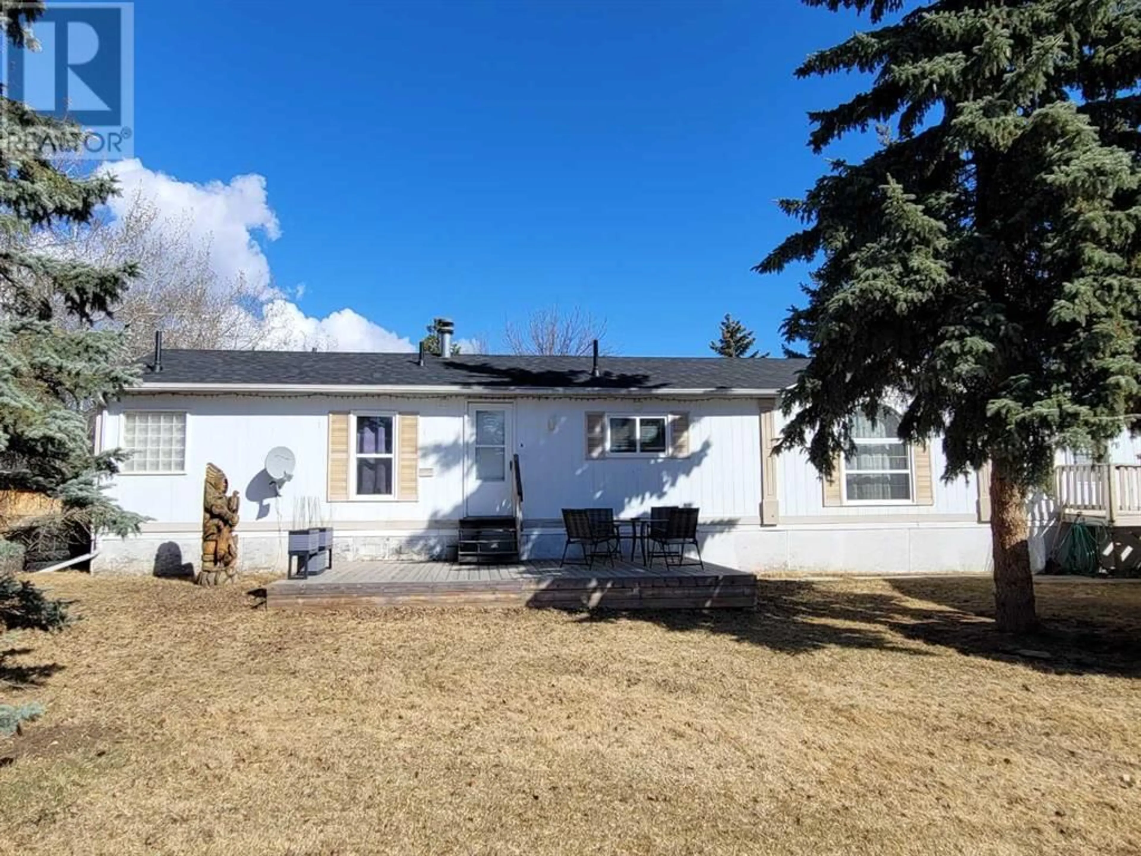 Frontside or backside of a home for 7848 97 Avenue, Peace River Alberta T8S1W6