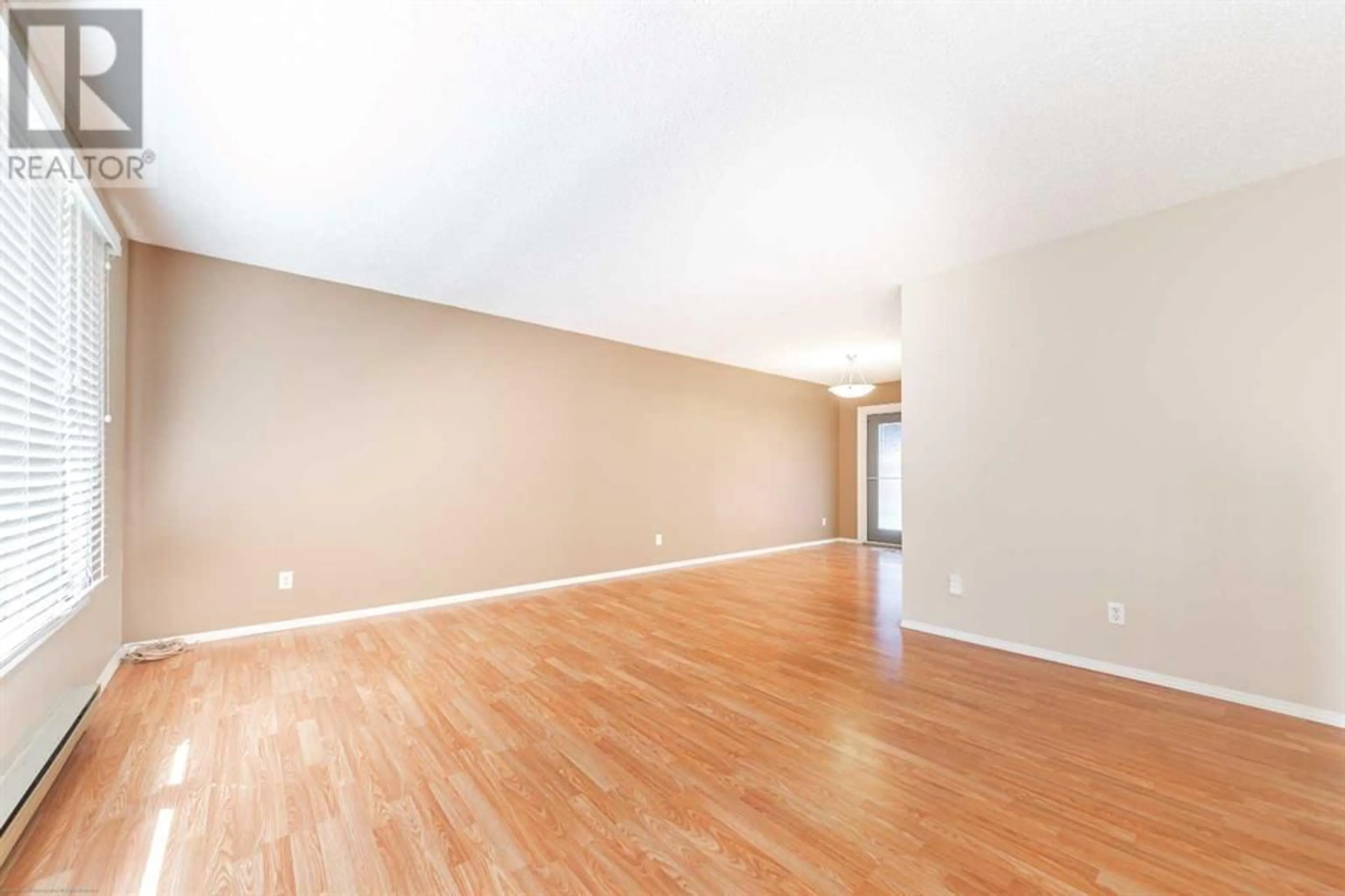 A pic of a room for 110 5 Avenue, Maidstone Saskatchewan S0M1M0