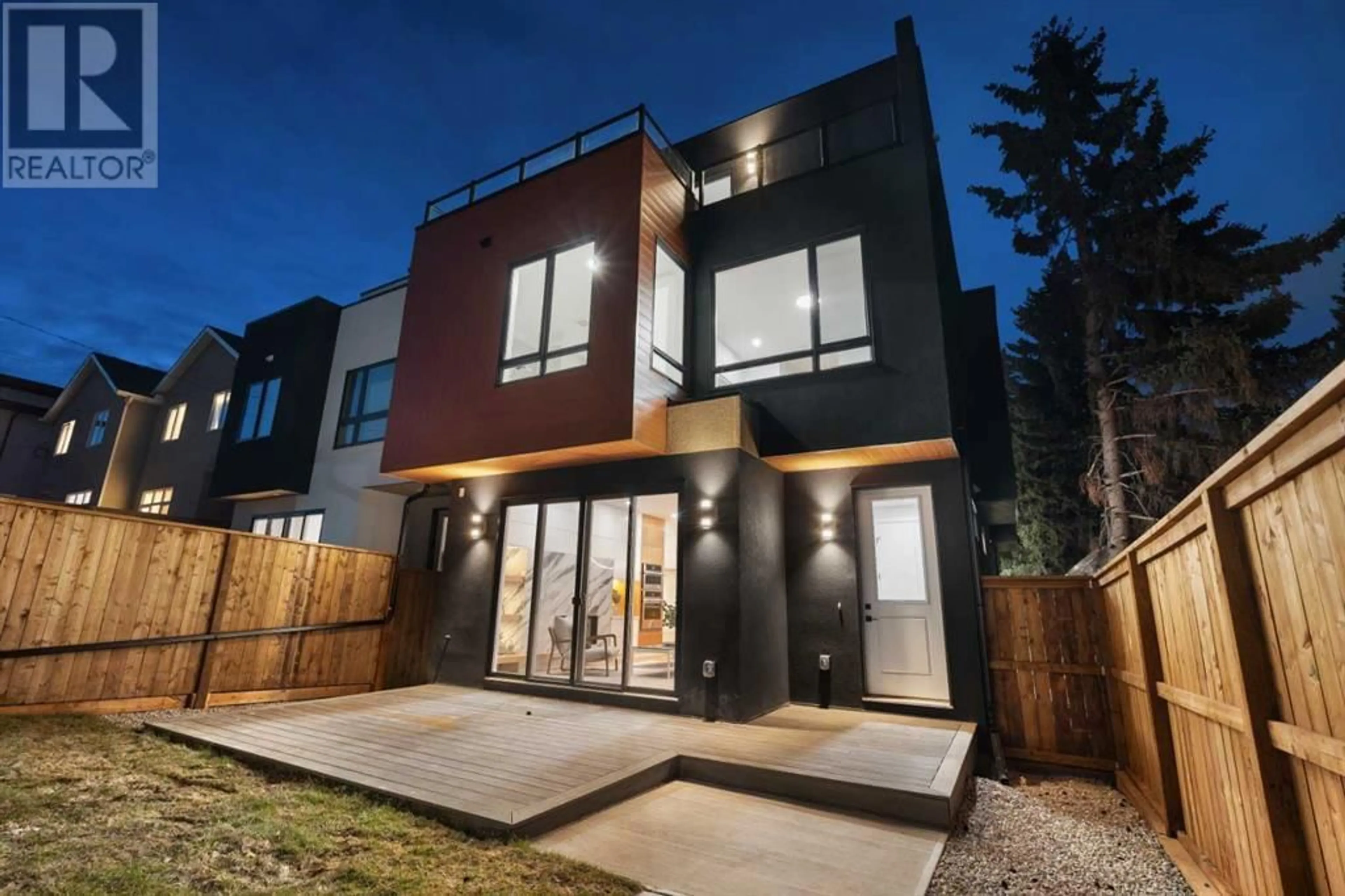 A pic from exterior of the house or condo for 1725 23 Avenue NW, Calgary Alberta T2M1V5