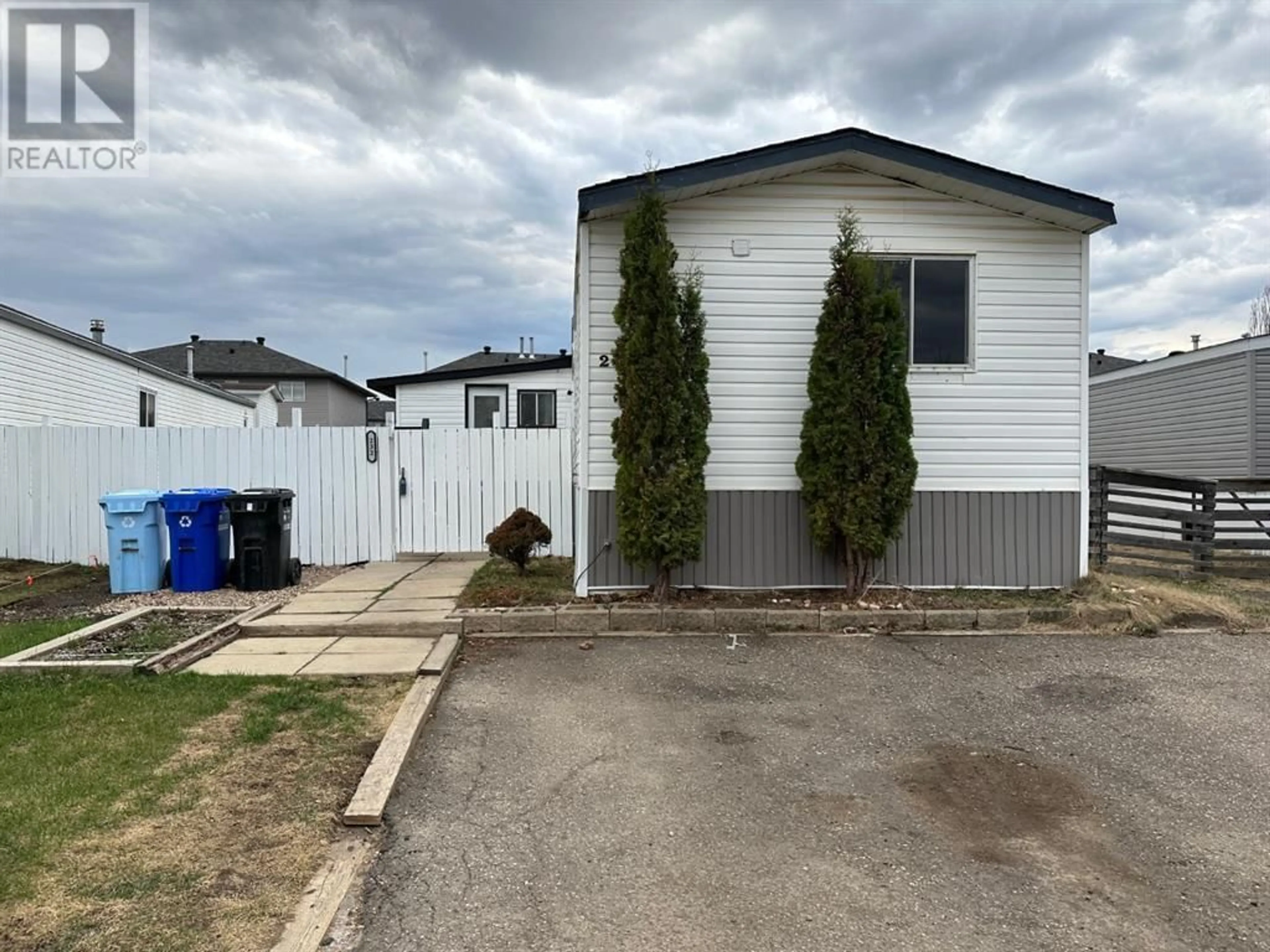 Shed for 232 Caouette Crescent, Fort McMurray Alberta T9K2H9