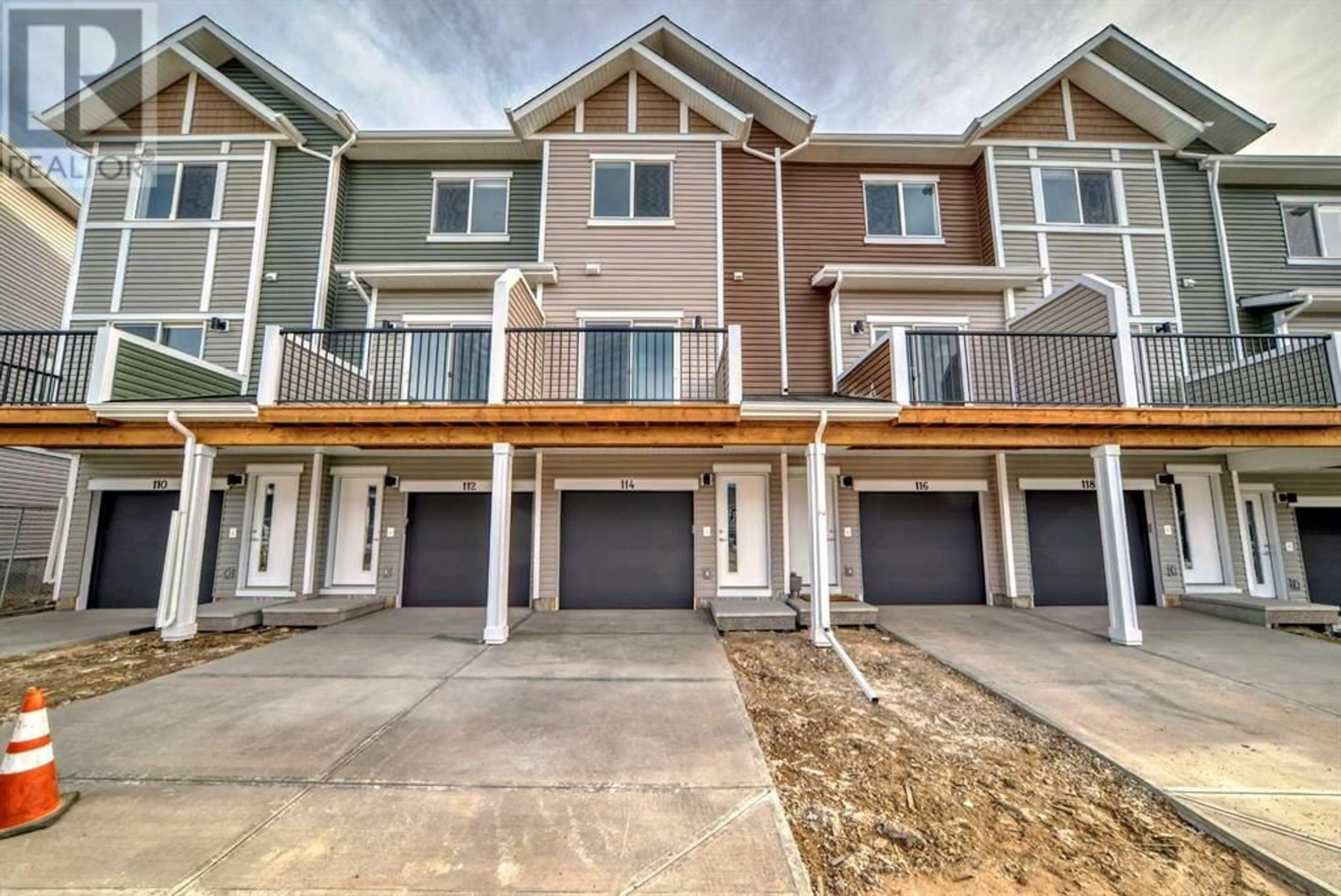 A pic from exterior of the house or condo for 114 Tuscany Summit Square NW, Calgary Alberta T3L0G1