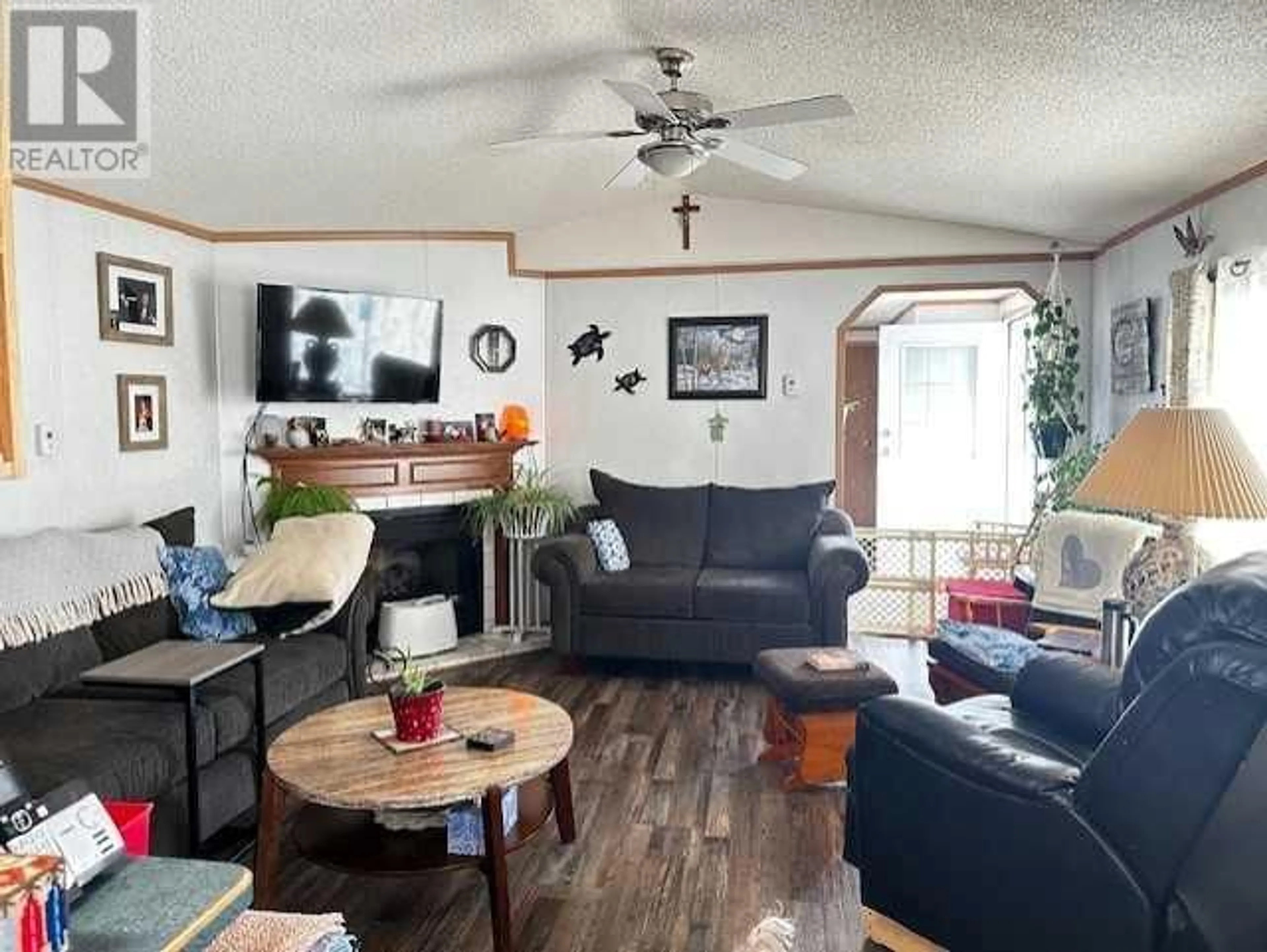 Living room for 371 10615 88 Street, Grande Prairie Alberta T8X1P5