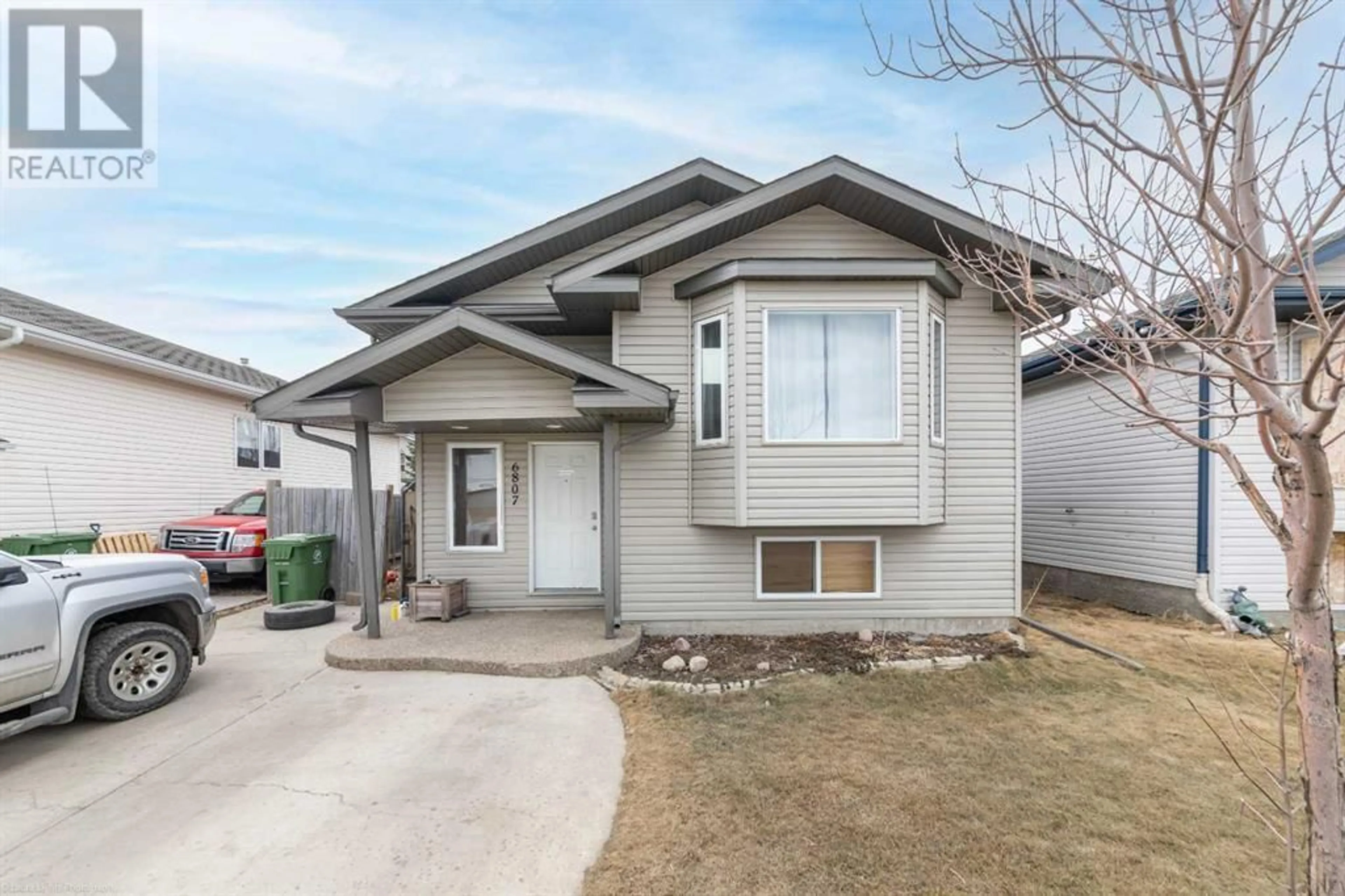 Frontside or backside of a home for 6807 42 Street, Lloydminster Alberta T9V3G6
