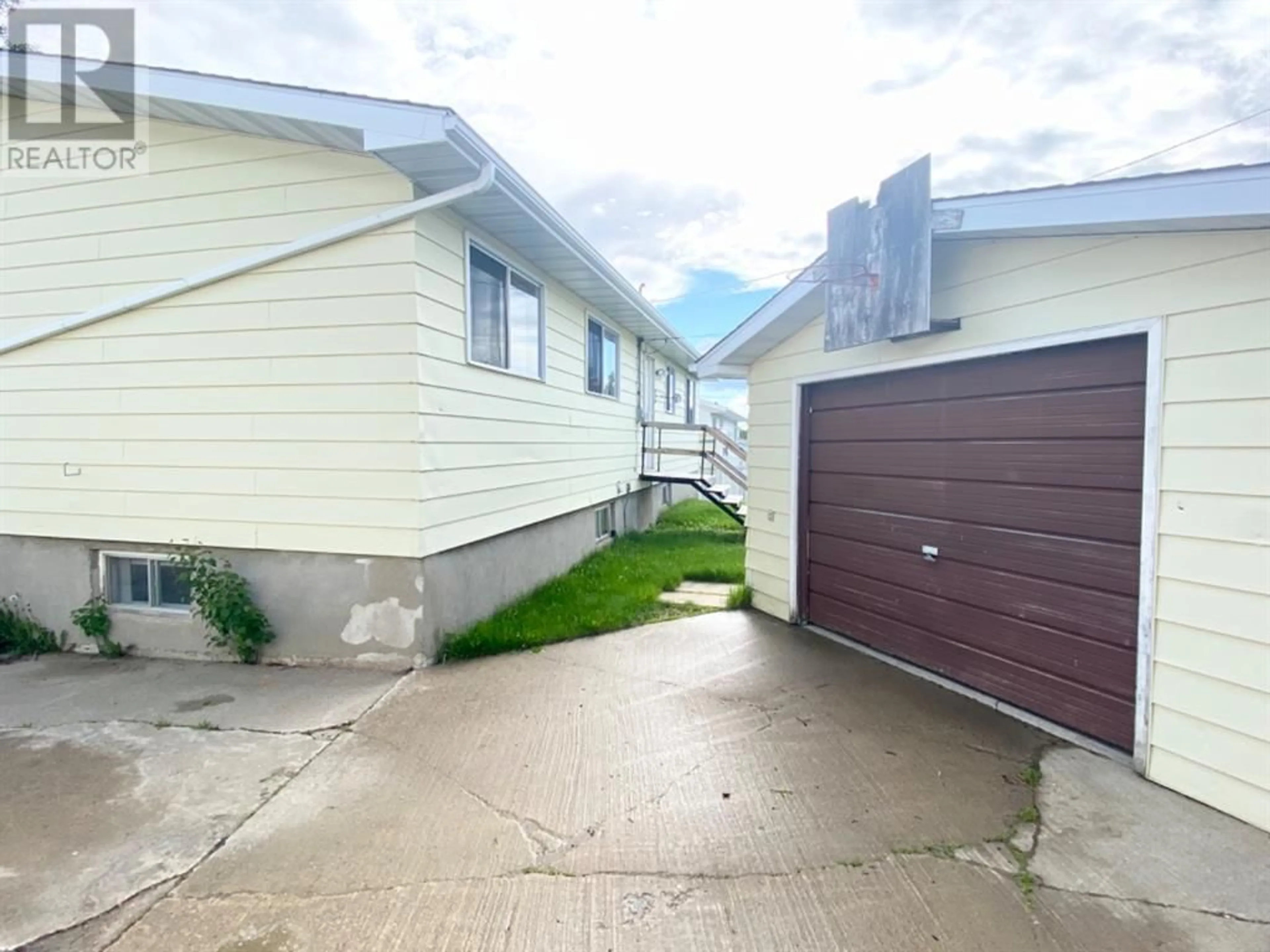 20 Southview Avenue, Swan Hills, Alberta Detached Wahi