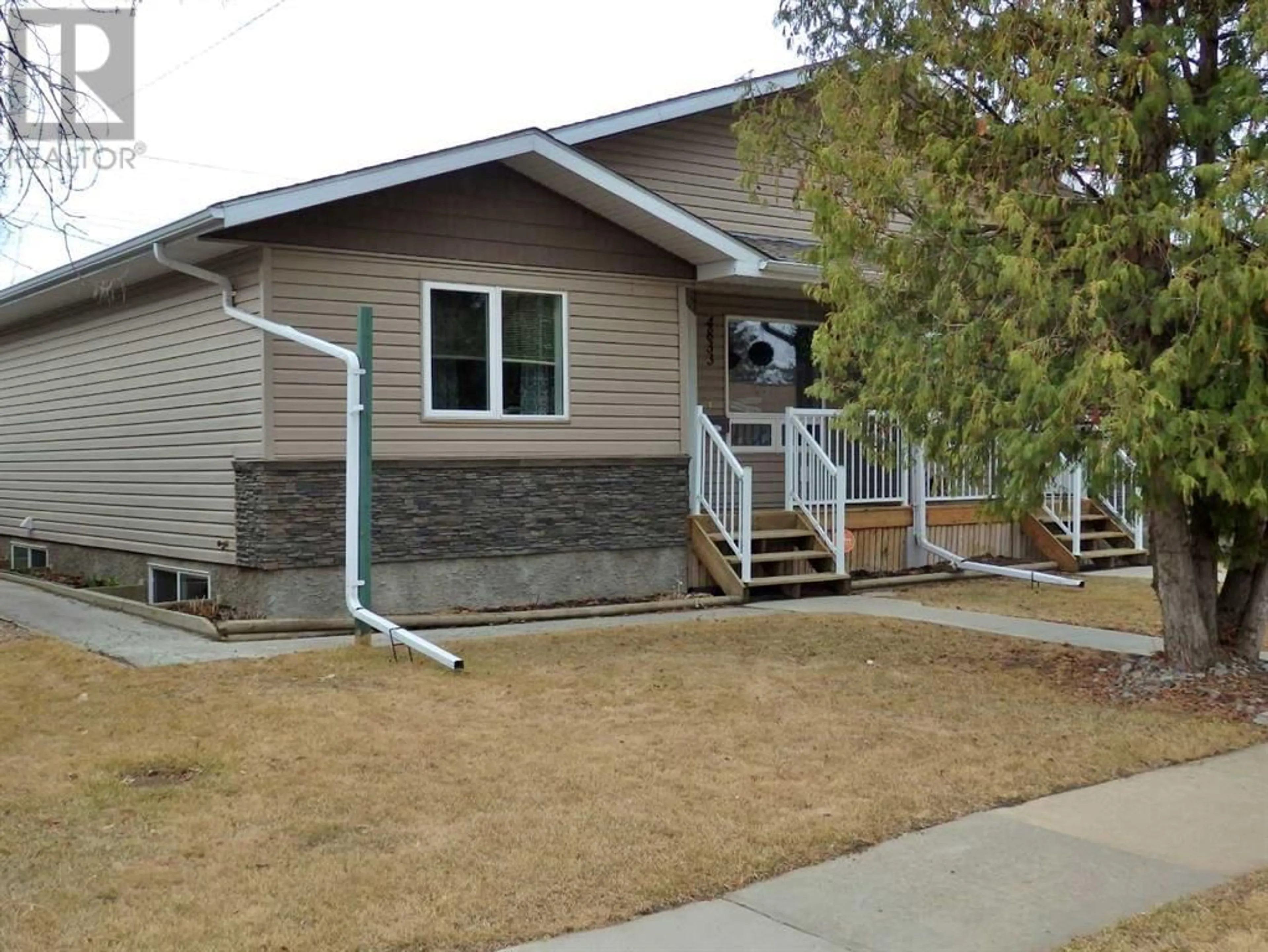 Frontside or backside of a home for 4833 50 Avenue, Vermilion Alberta T9X1T5