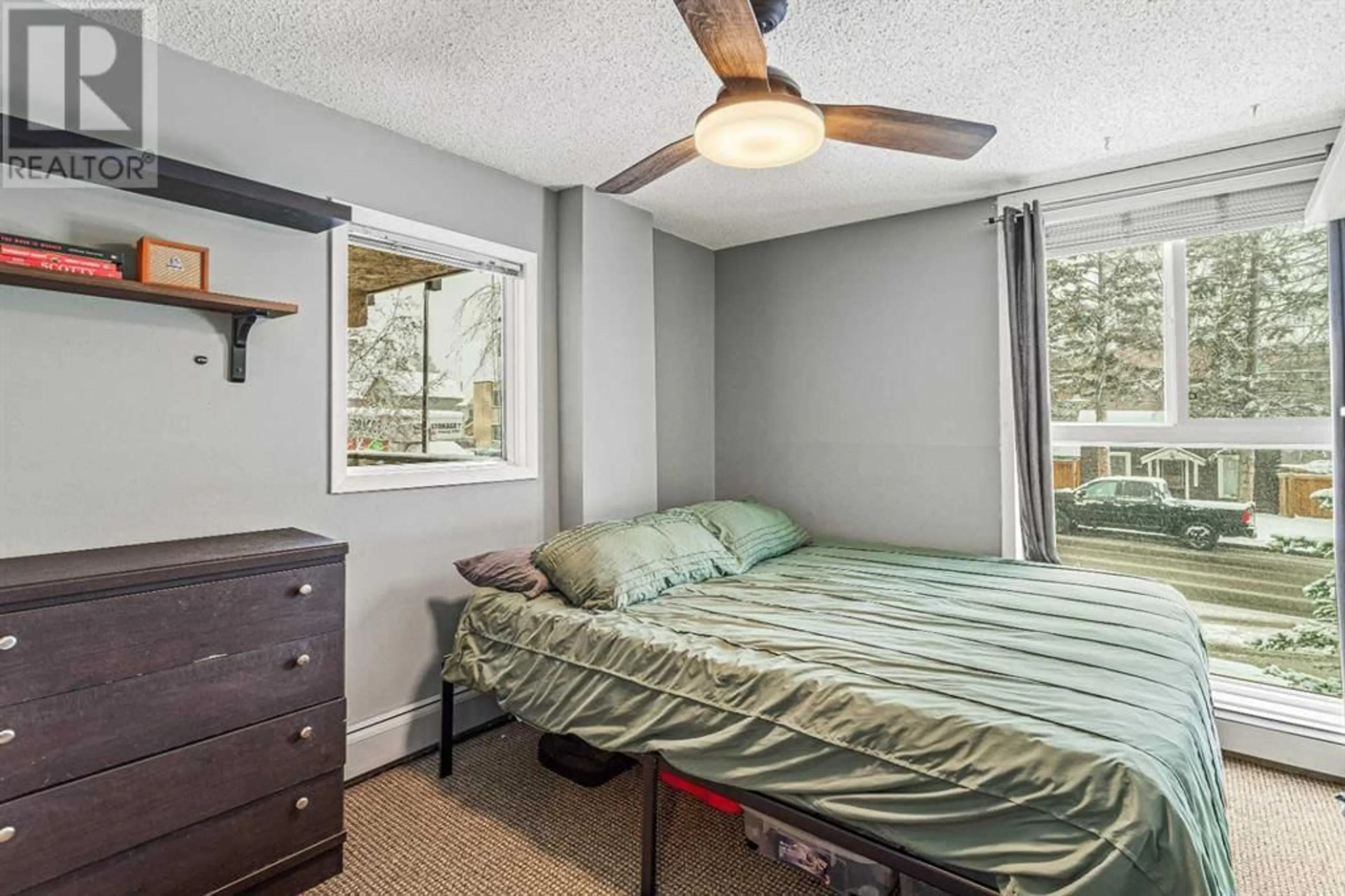 A pic of a room for 6 124 Beaver Street, Banff Alberta T1L1G1