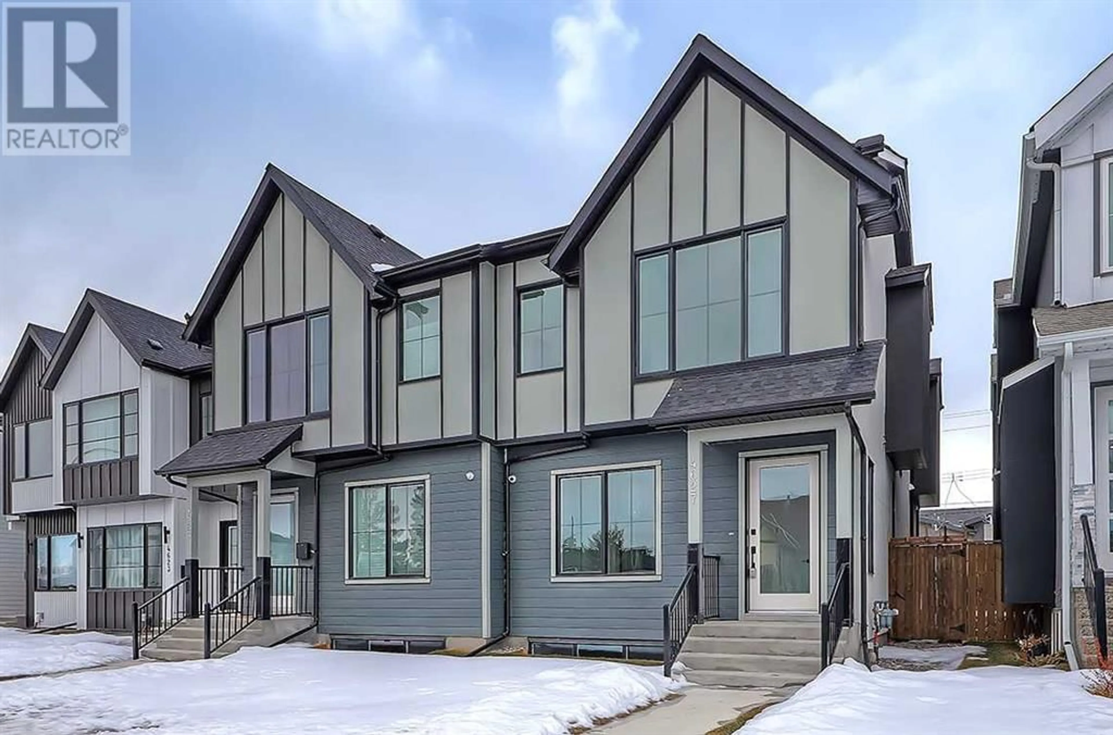 A pic from exterior of the house or condo for 4627 72 Street NW, Calgary Alberta T2B2L3