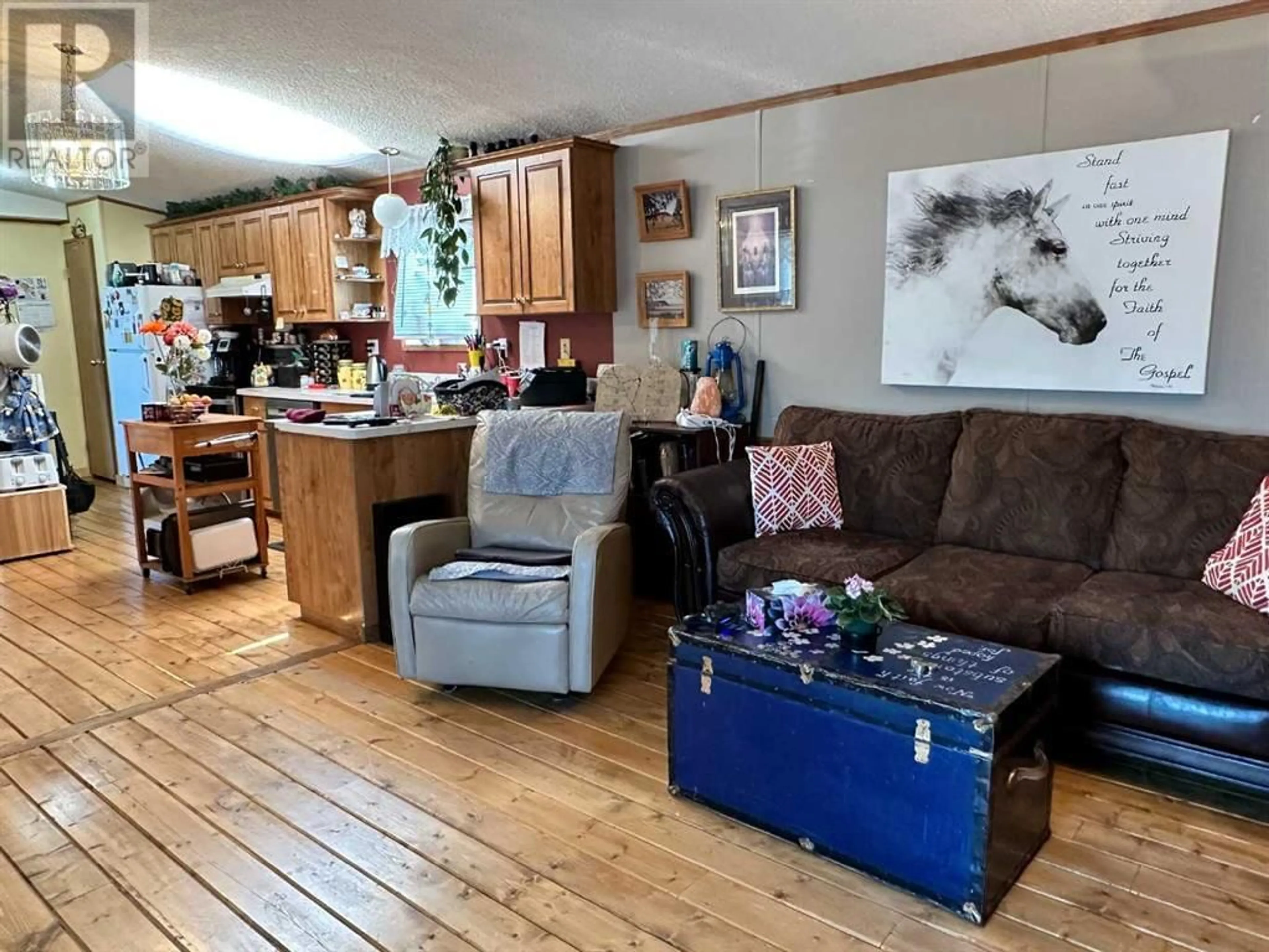 Living room for 5010 50 Street, Amisk Alberta T0B0B0