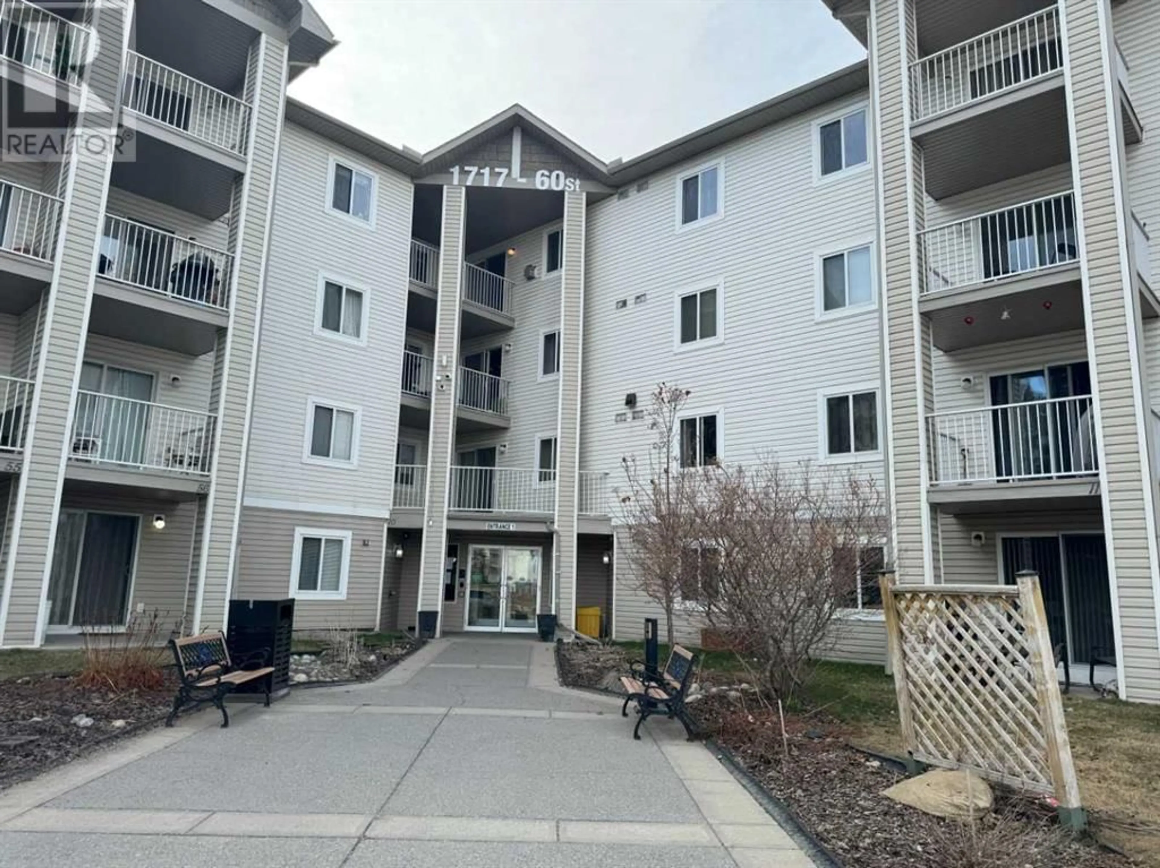 A pic from exterior of the house or condo for 423 1717 60 Street SE, Calgary Alberta T2A7Y7