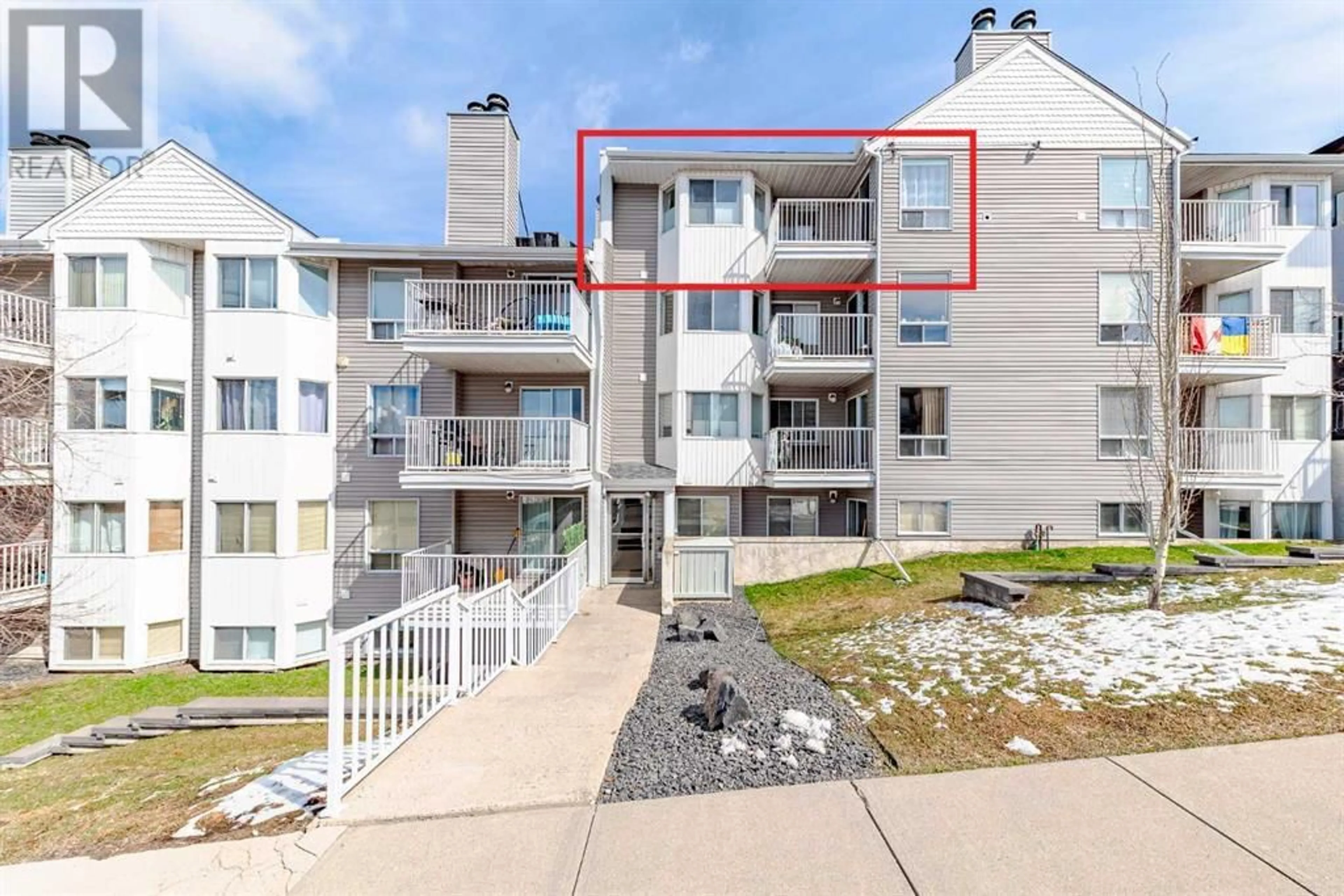 A pic from exterior of the house or condo for 505 1919 17 Avenue SW, Calgary Alberta T2T0E9
