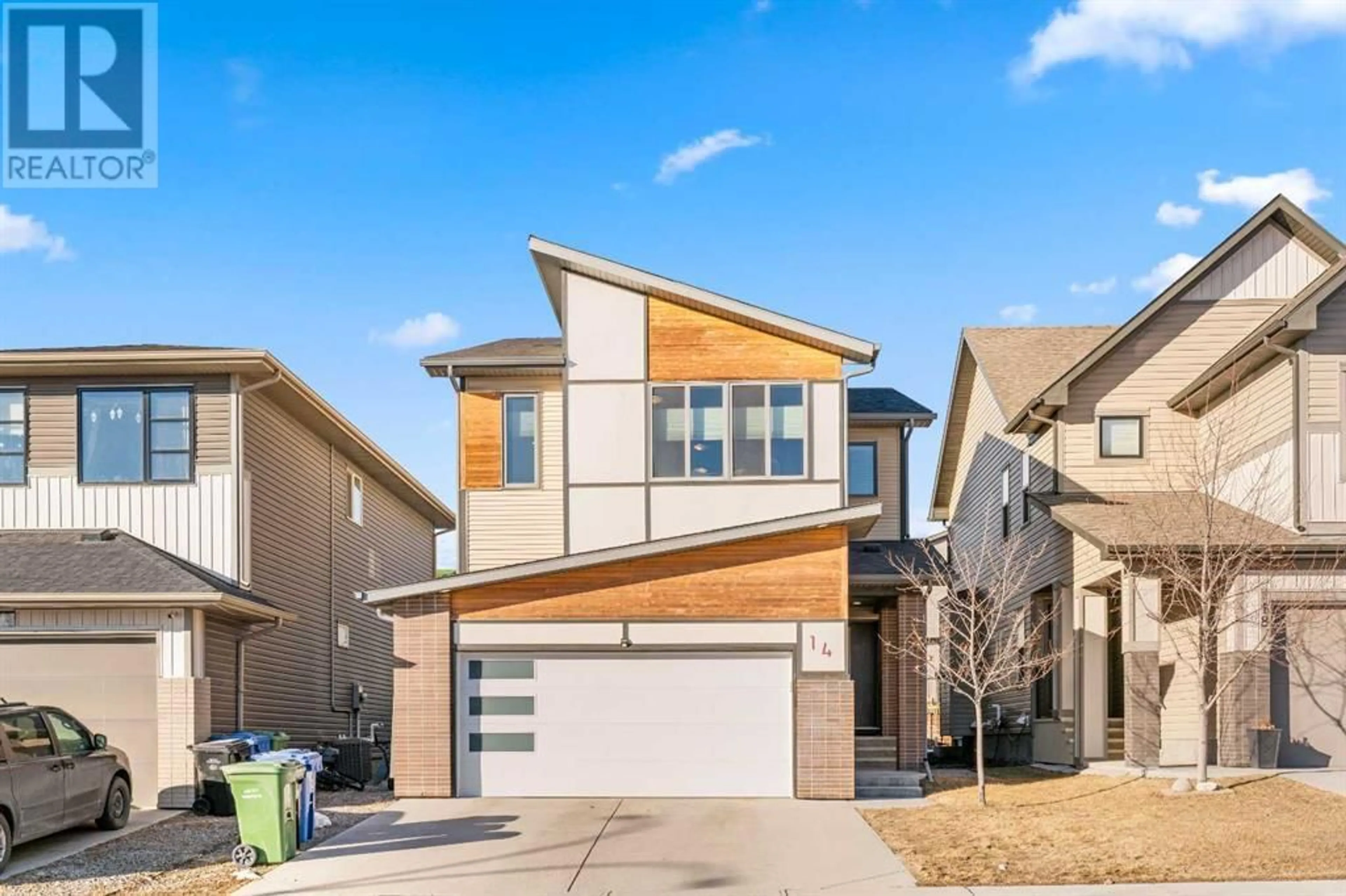 Frontside or backside of a home for 14 Walden Grove SE, Calgary Alberta T2X0Z4