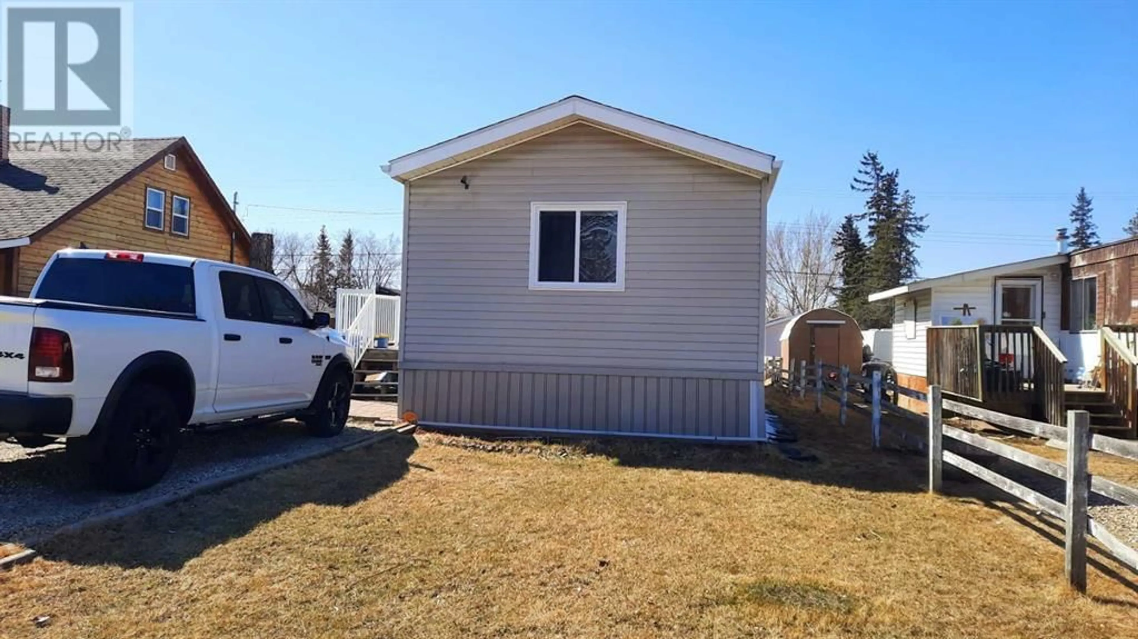 A pic from exterior of the house or condo for 9728 99 street, Wembley Alberta T0H3S0