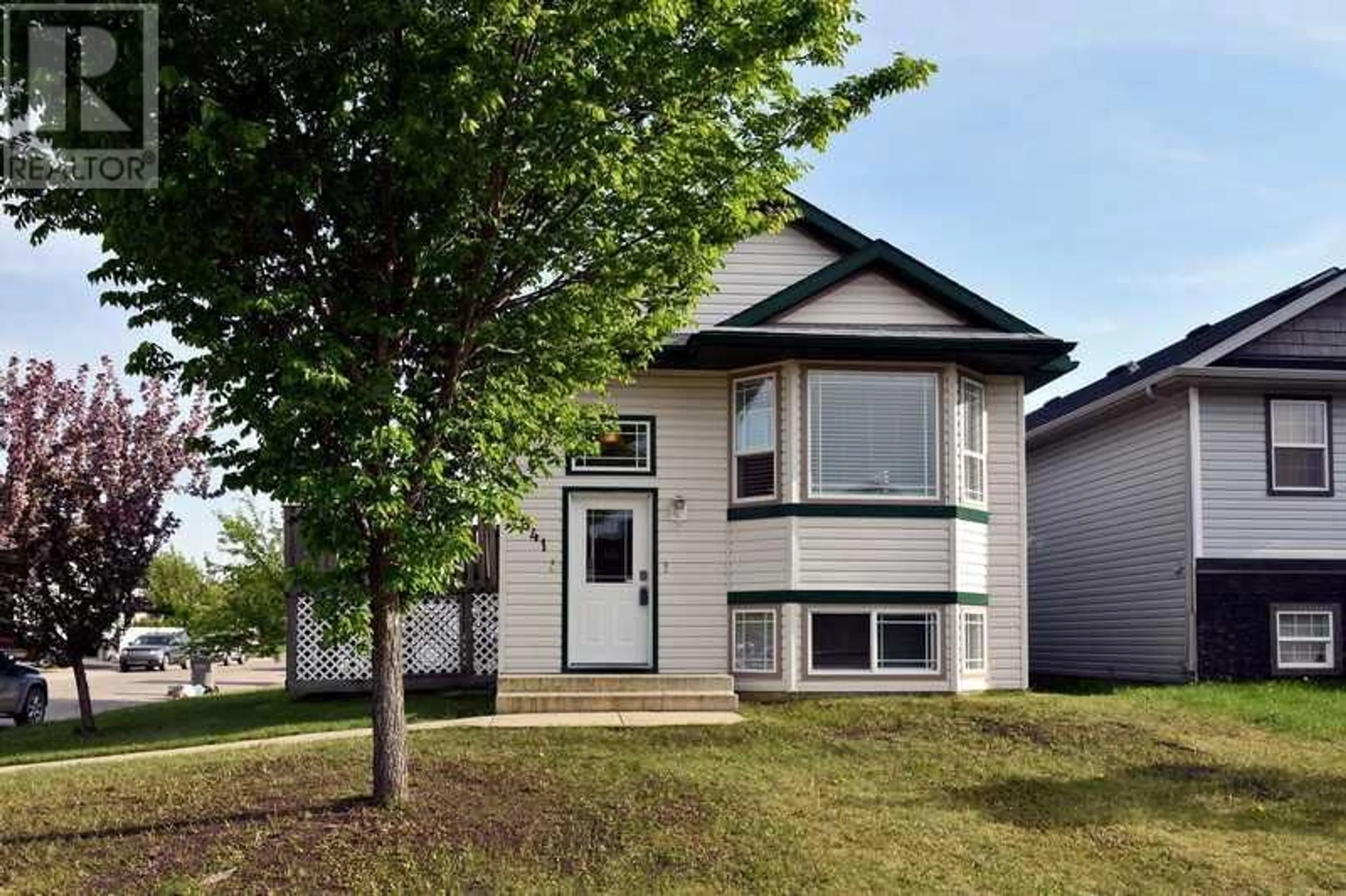 Frontside or backside of a home for 8841 62 Avenue, Grande Prairie Alberta T8W2S5