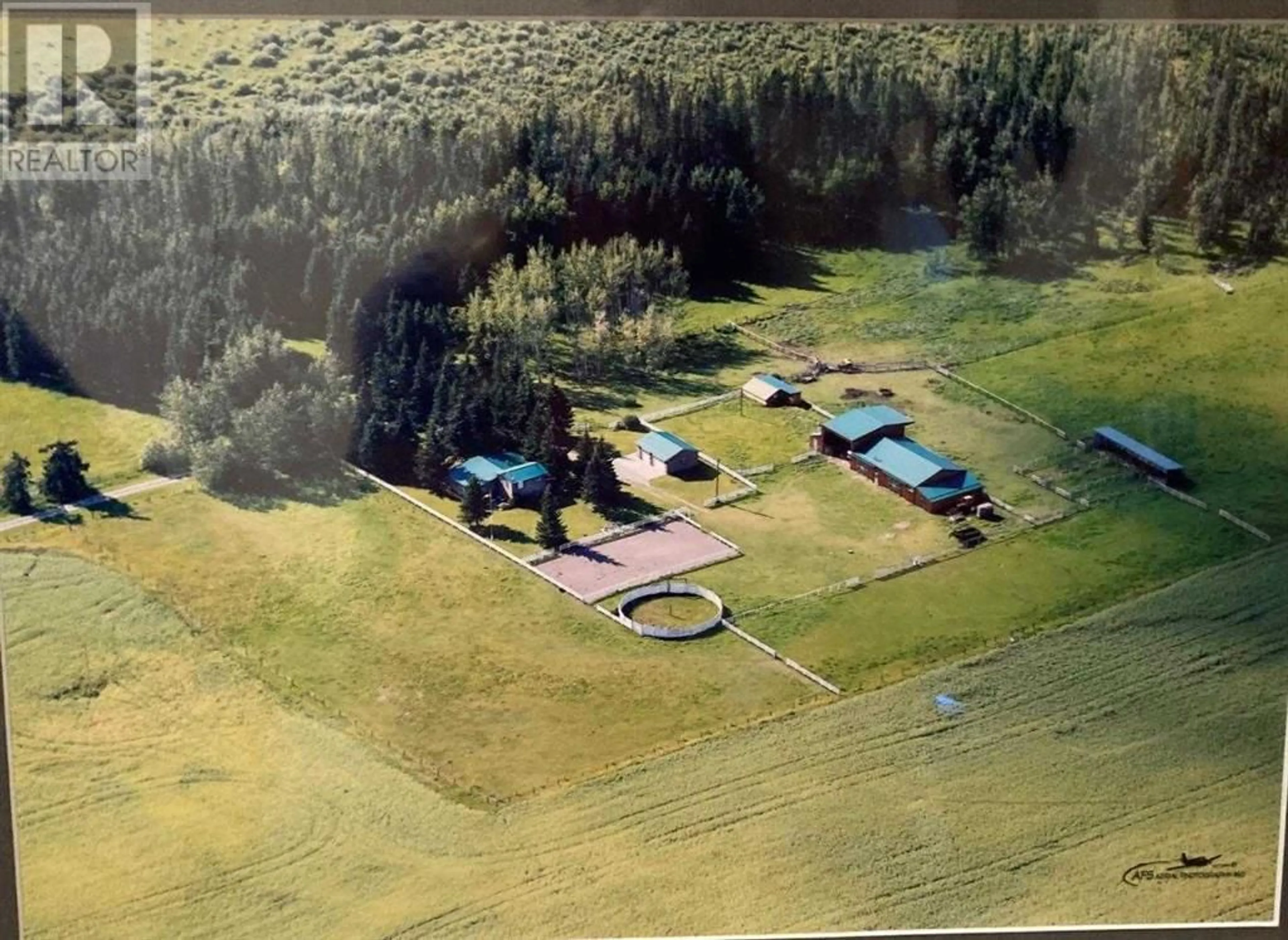 Cottage for 4540 Township Road 340, Rural Mountain View County Alberta T0M1X0