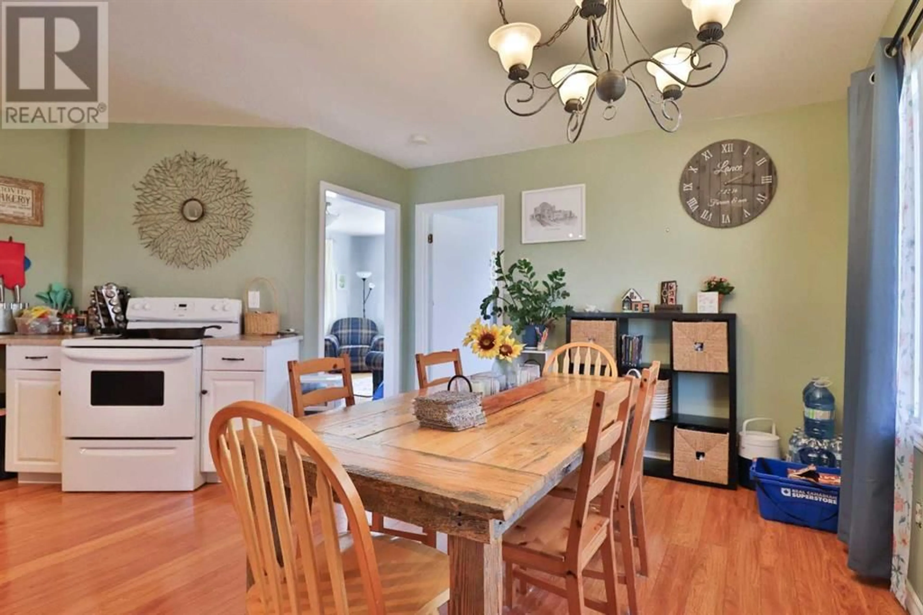 Dining room for 209 4A Street, Stirling Alberta T0K2E0