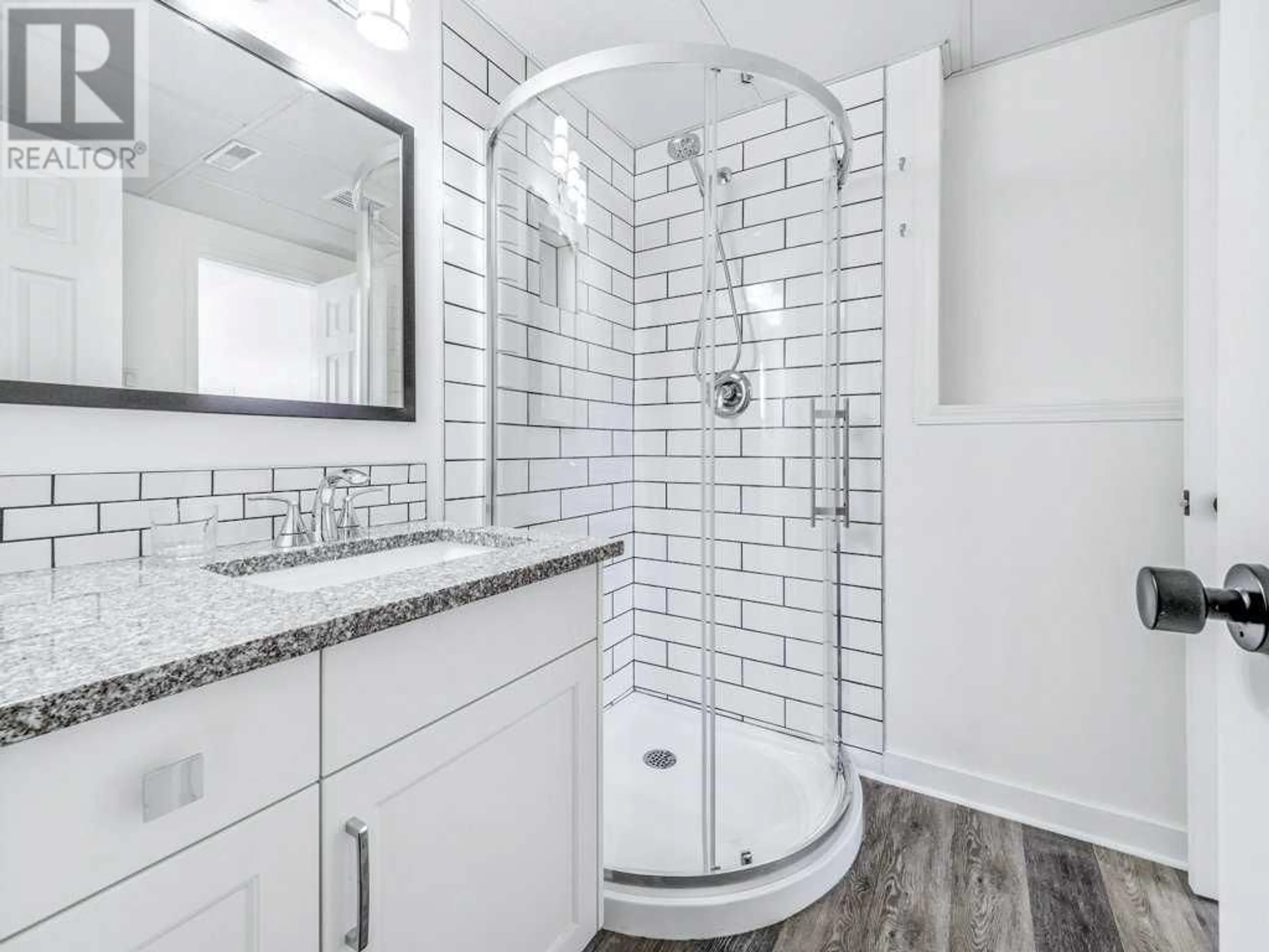 Contemporary bathroom for 5092 51 Avenue, Stavely Alberta T0L1Z0