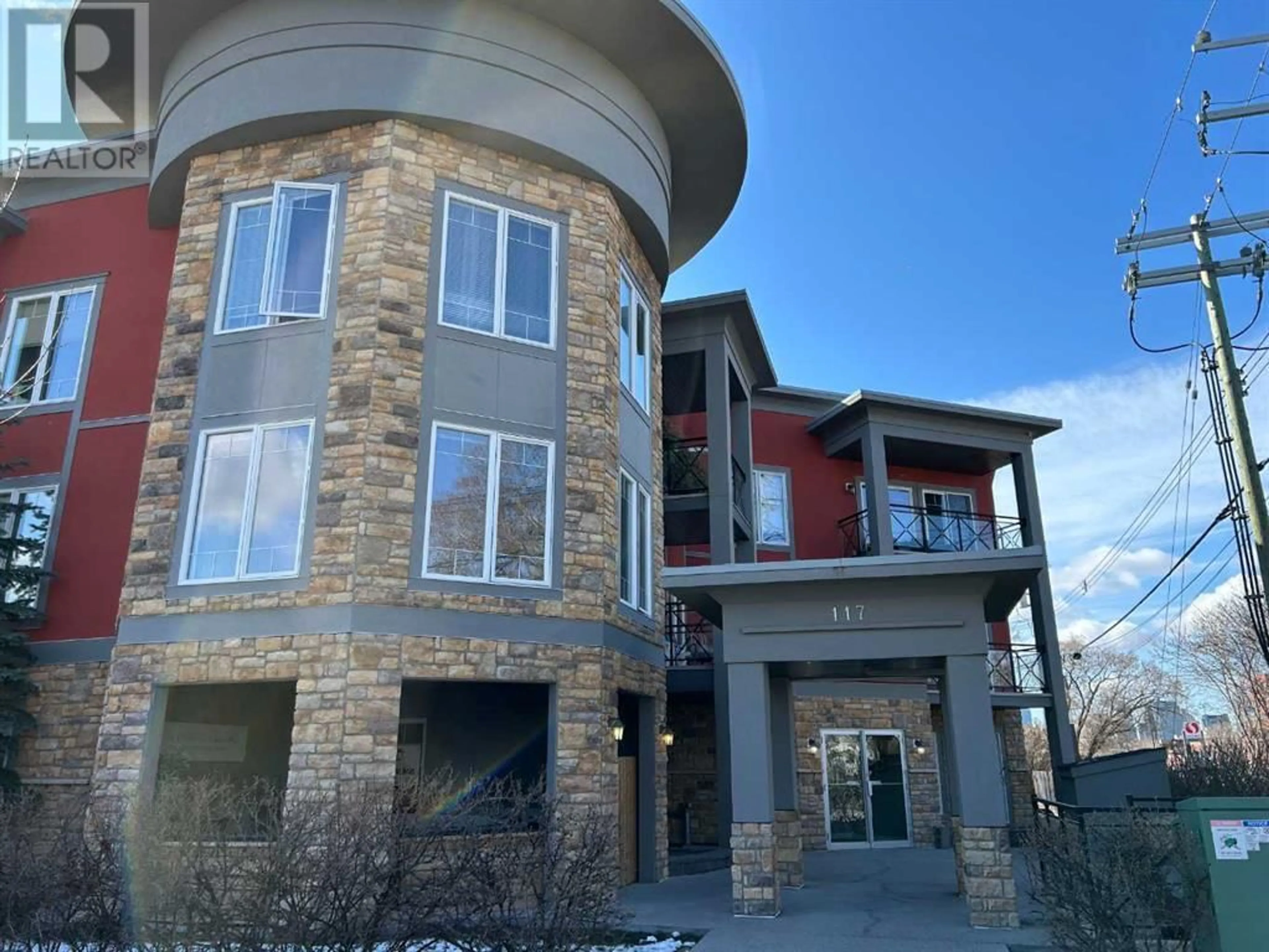 A pic from exterior of the house or condo for 206 117 19 Avenue NE, Calgary Alberta T2E1N9